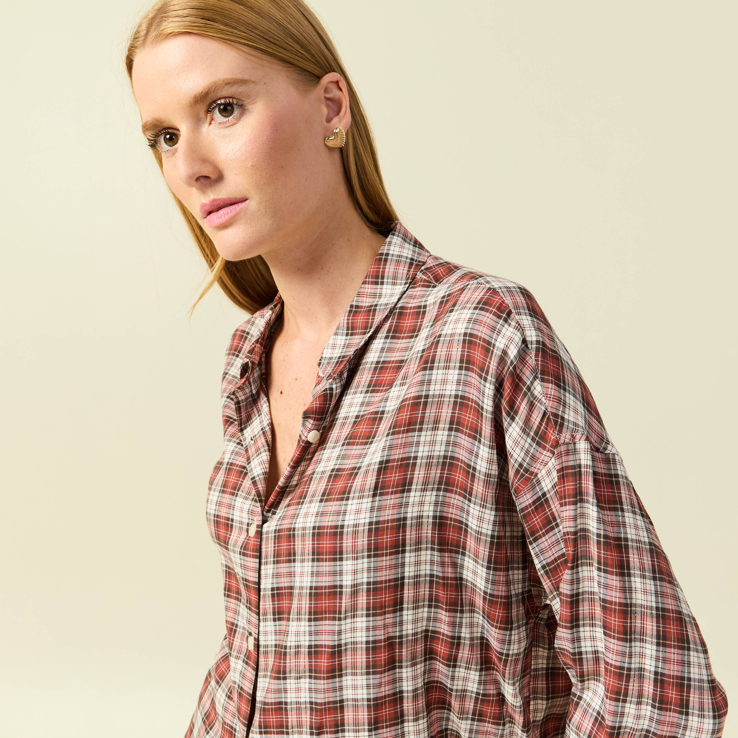 Chemise manches longues col v fluide bordeaux femme