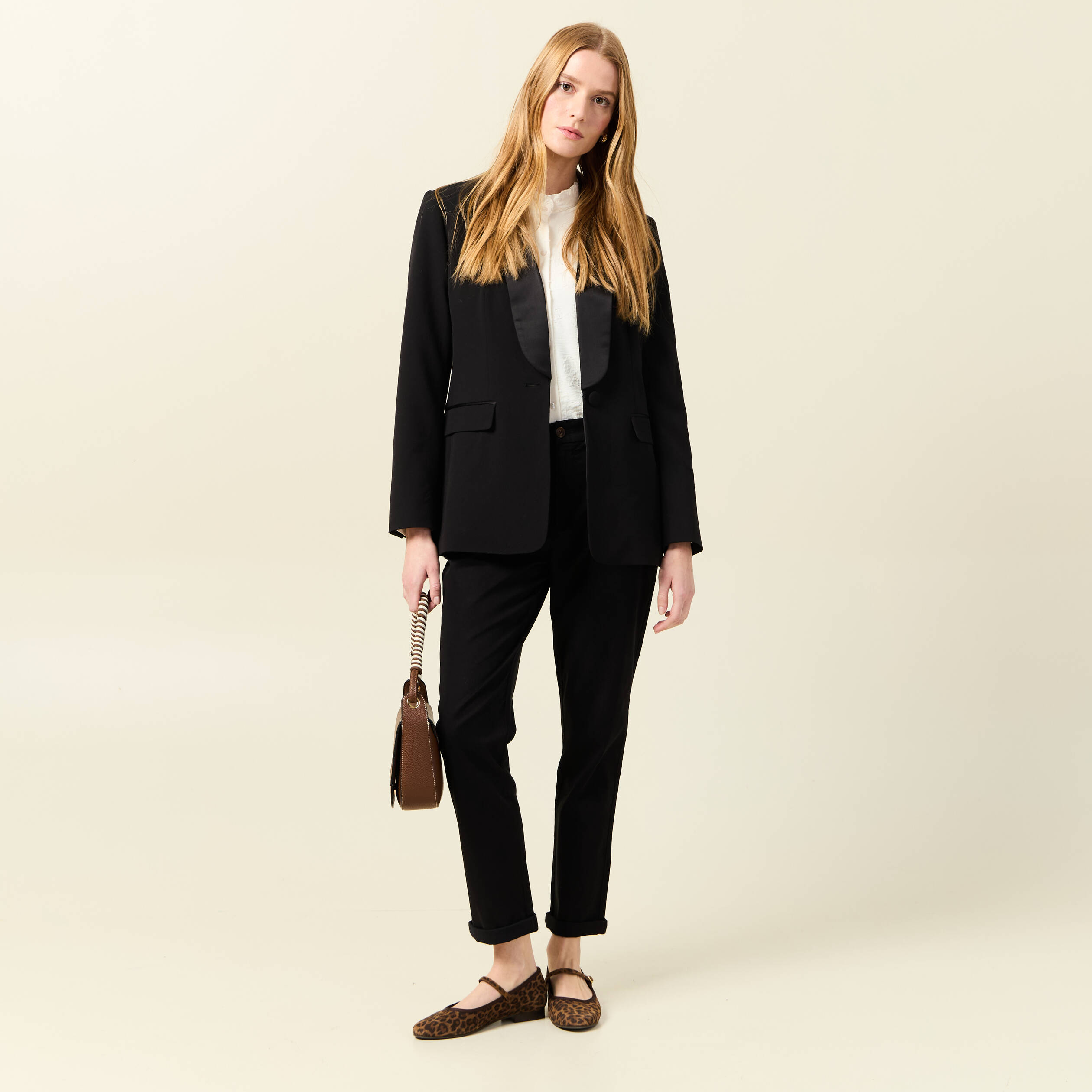 Pantalon chino cigarette noir femme