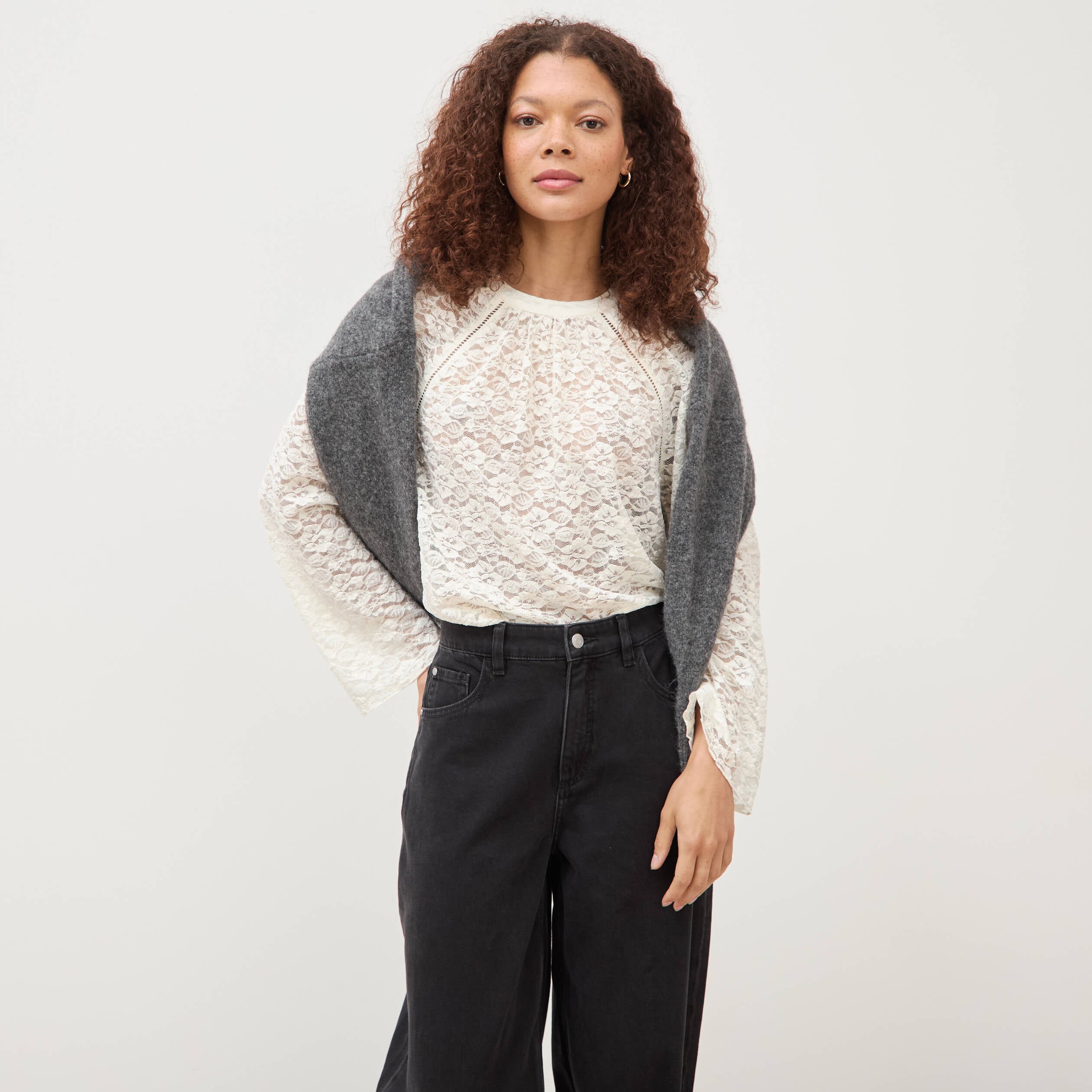 Blouse droite en dentelle ecru femme