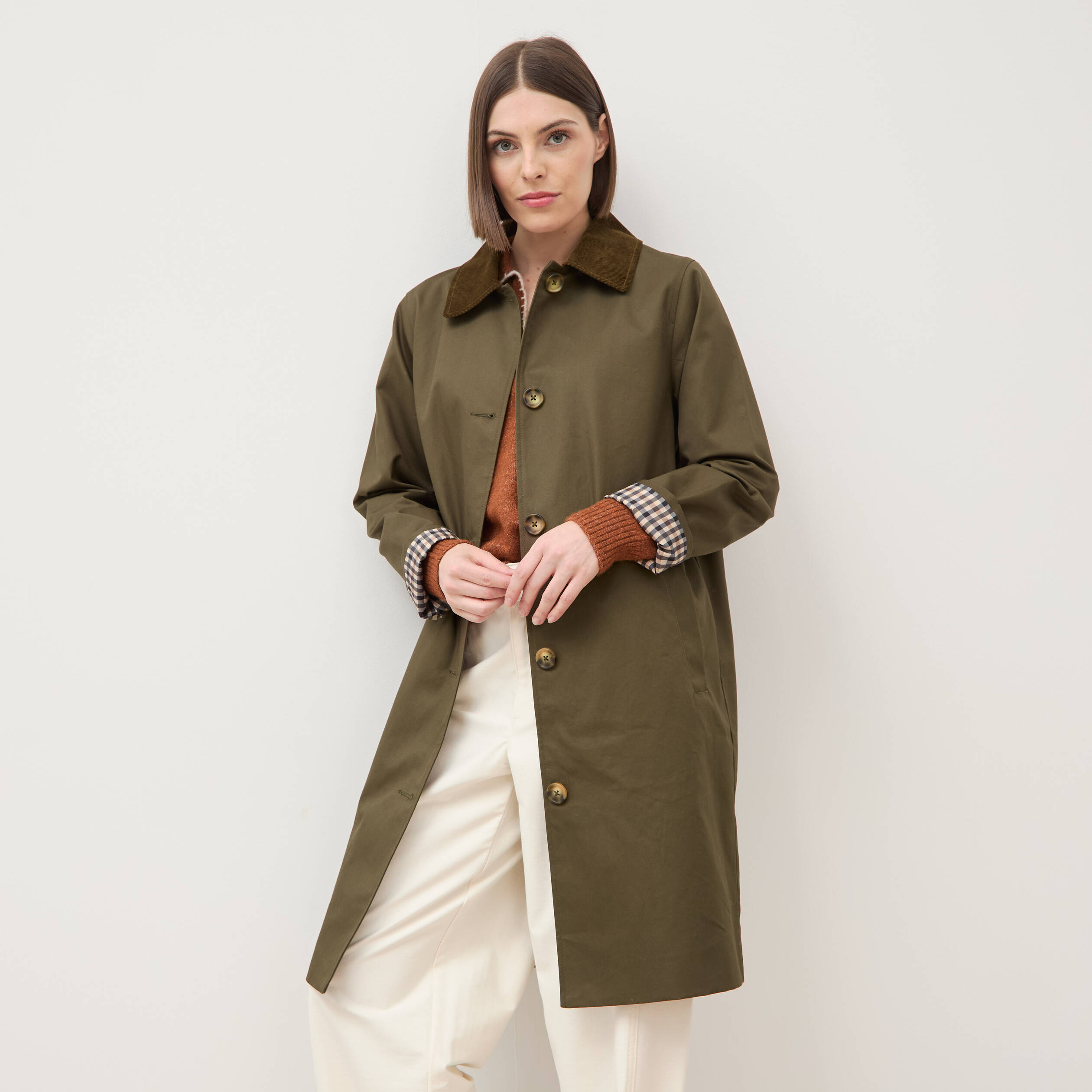 Trench droit long en coton doubl&eacute; vert kaki femme