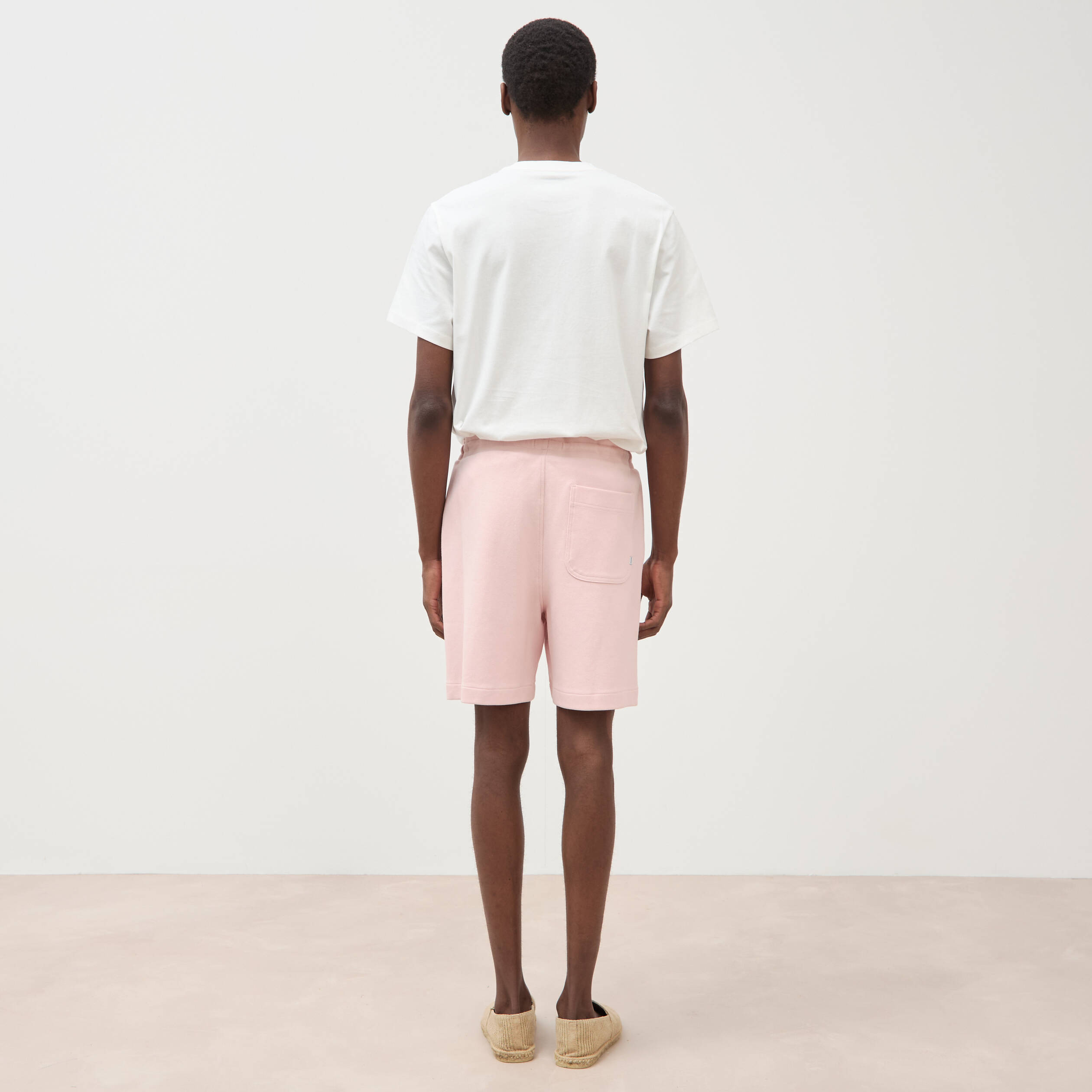 Bermuda rose poudr&eacute;e homme