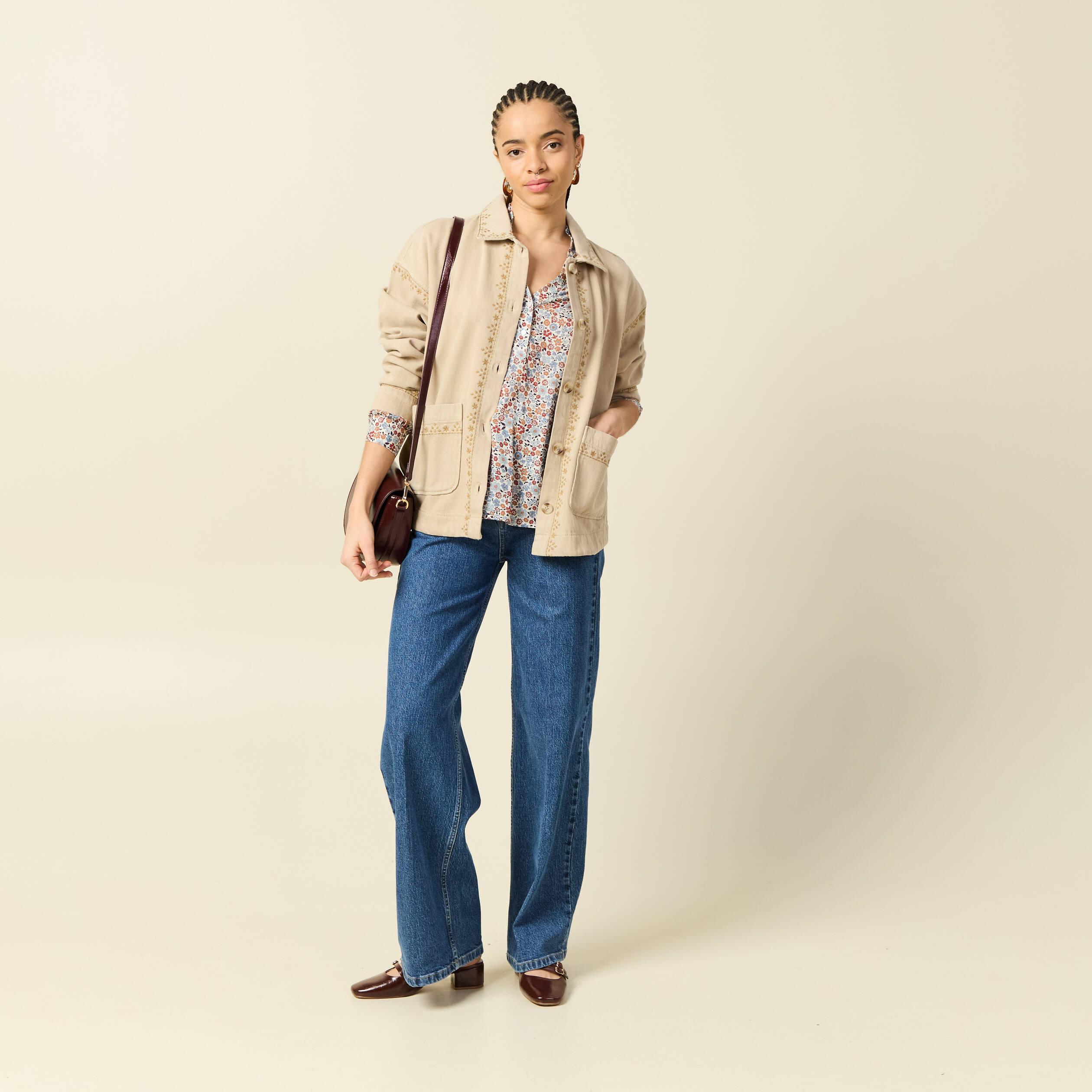 Blouson boutonn&eacute; brod&eacute; beige femme