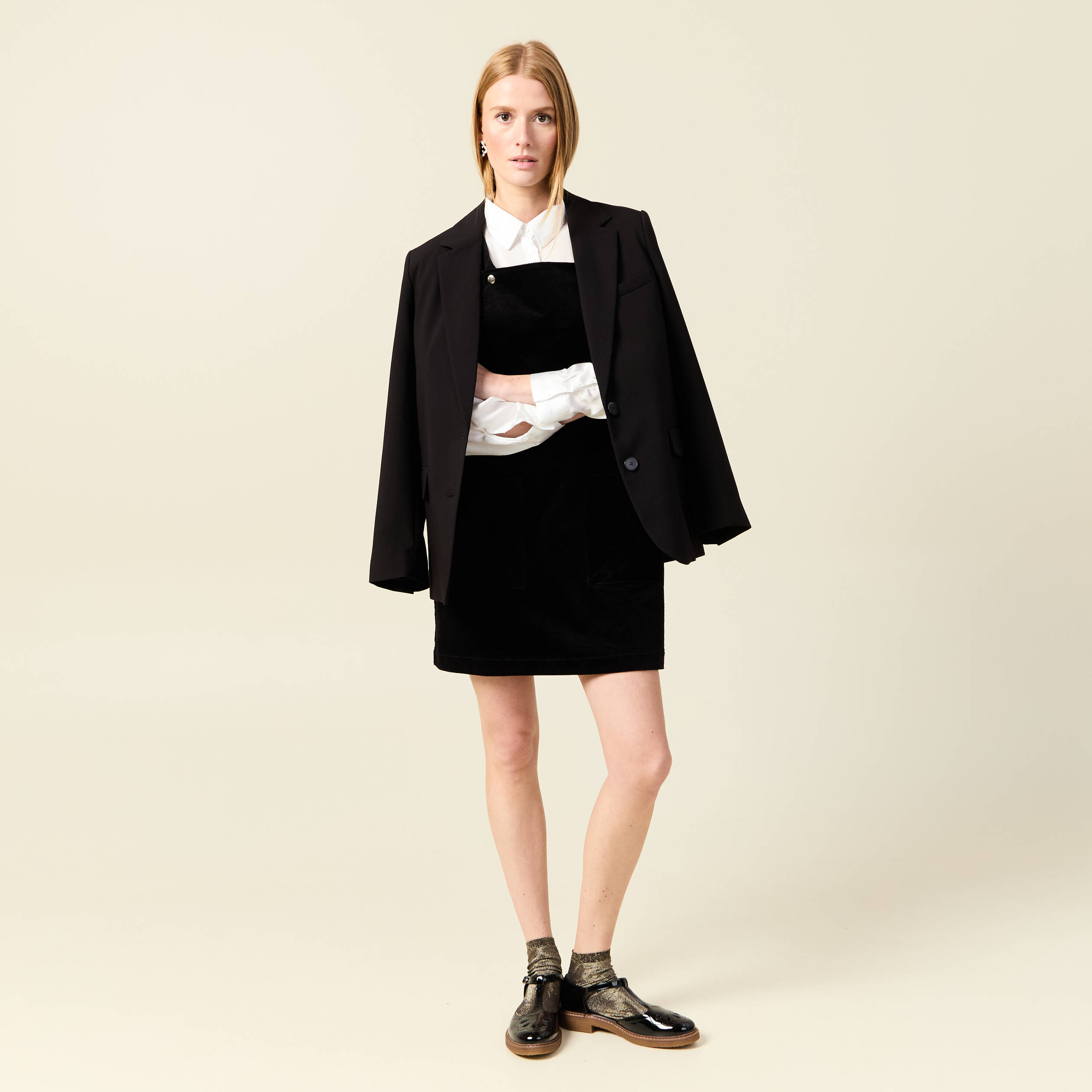 Robe chasuble trap&egrave;ze velours noir femme