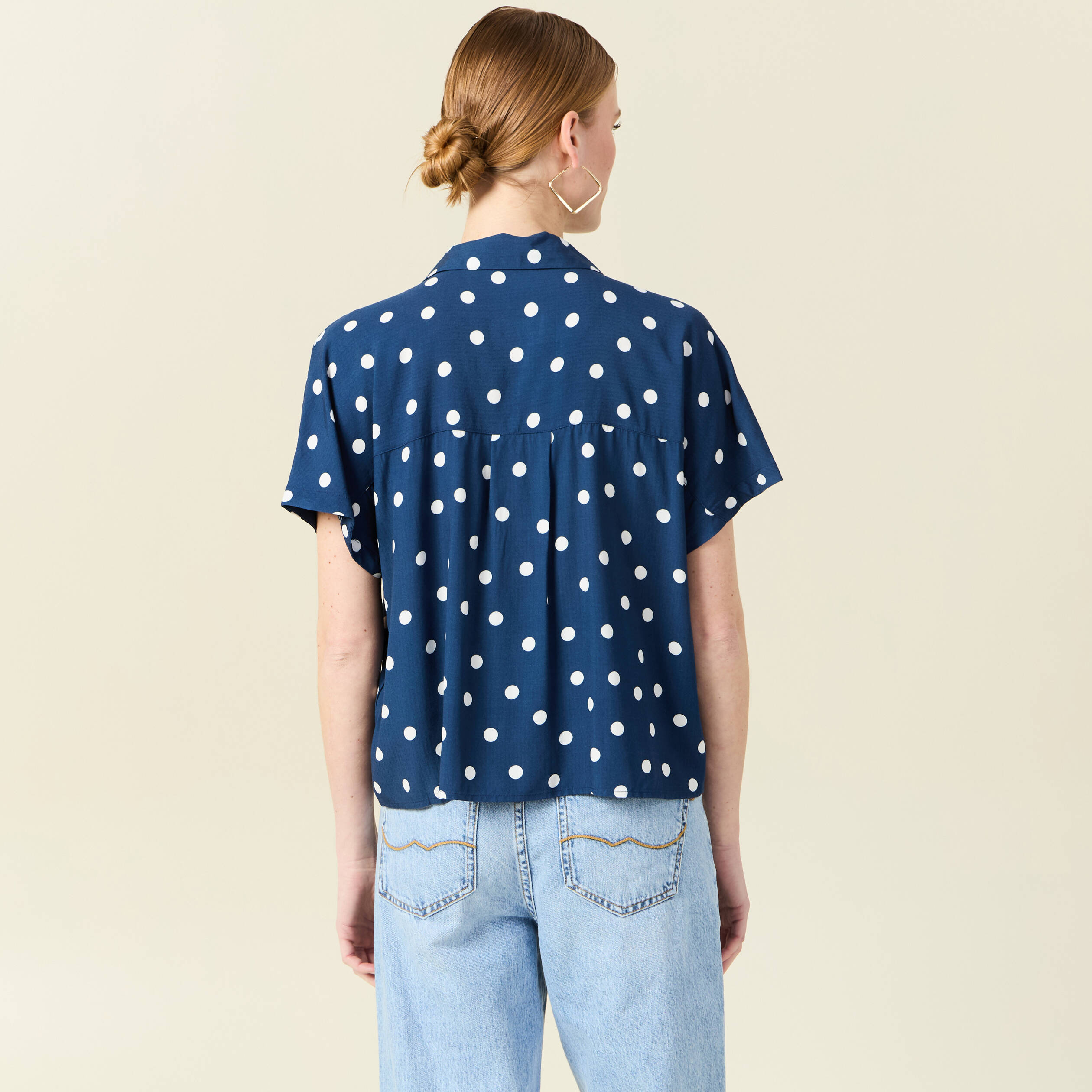 chemise manches courtes bleu marine femme Chemise manches courtes bleu marine femme
