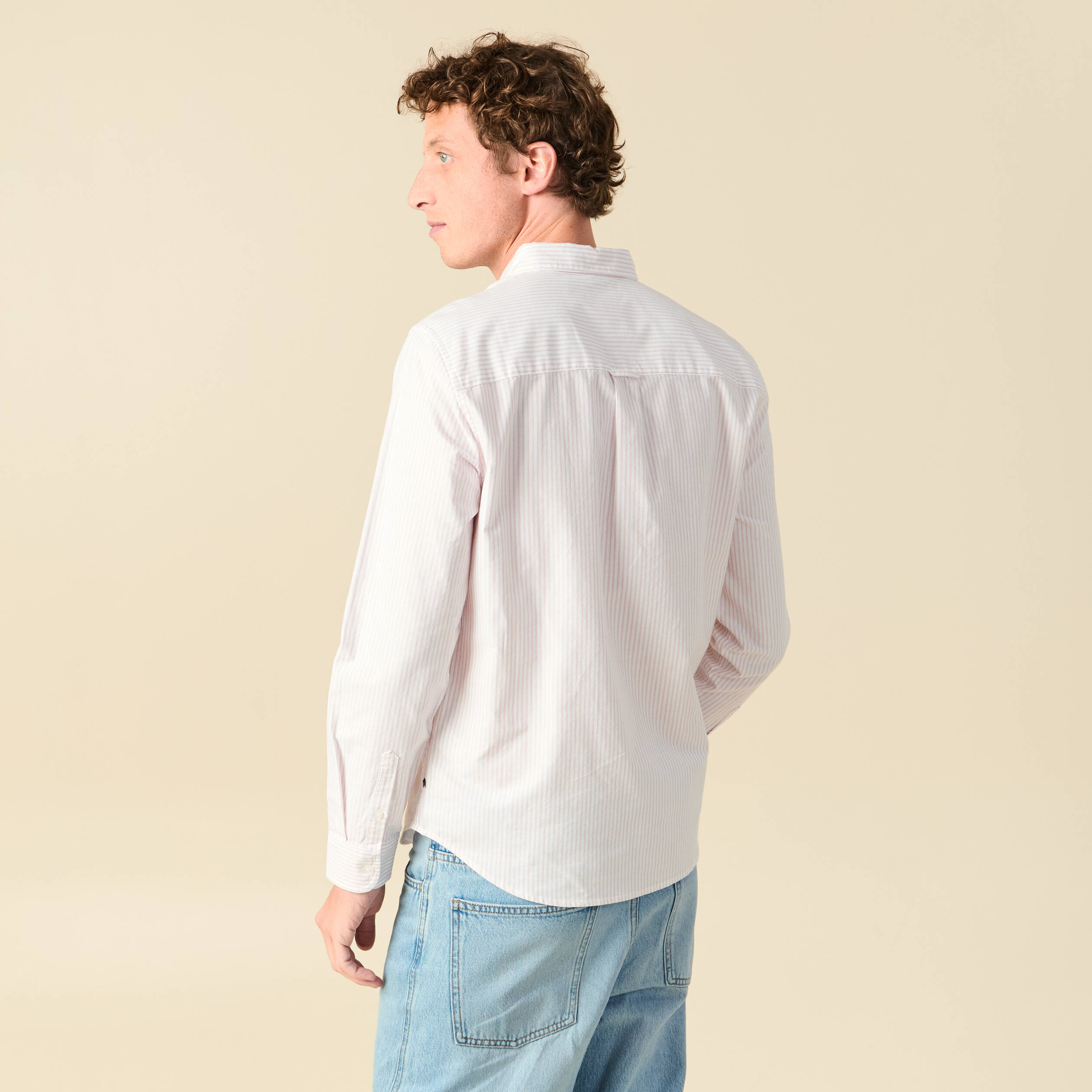 Chemise droite en coton rose poudr&eacute;e homme