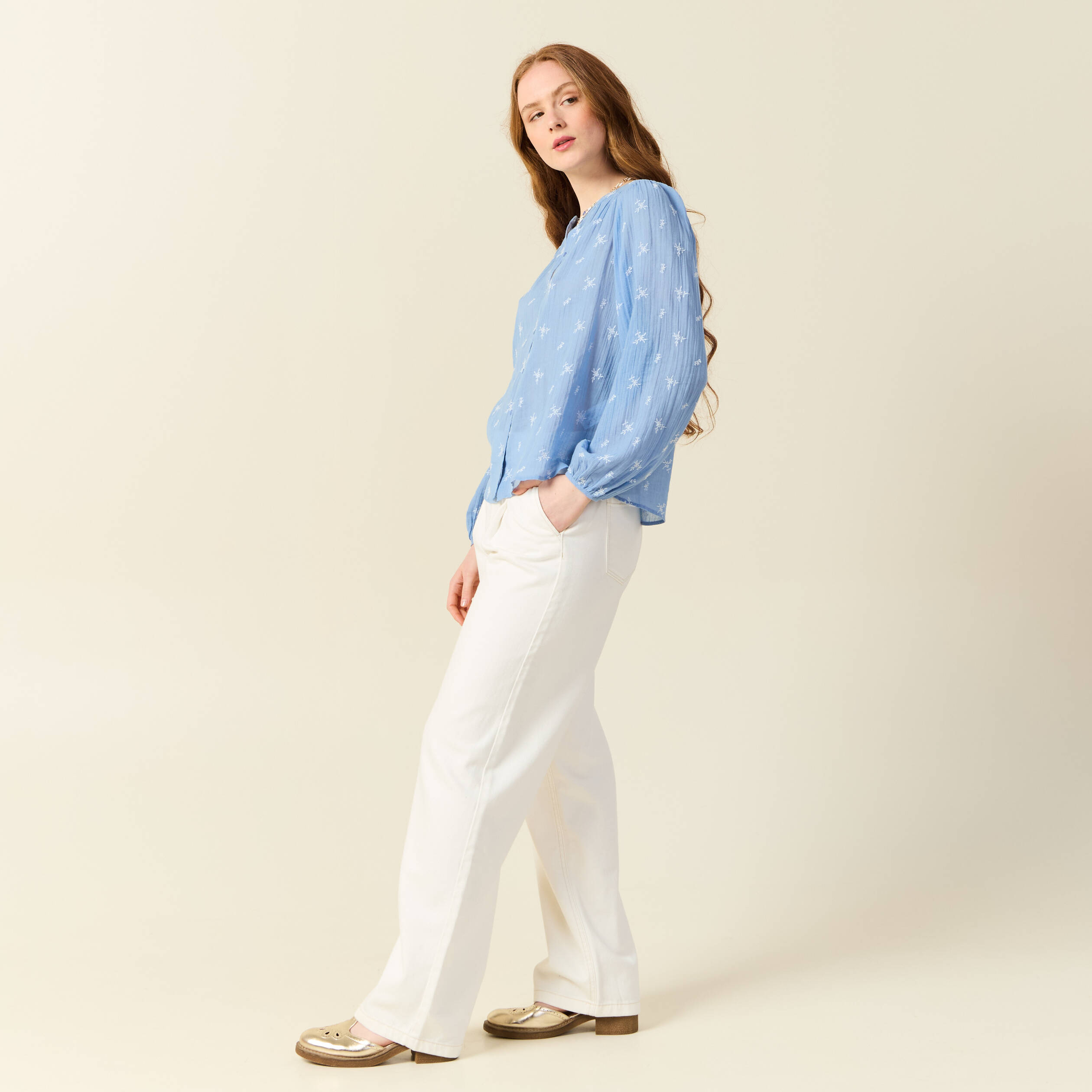 blouse manches longues brodee bleu ciel femme Blouse manches longues brodée bleu ciel femme
