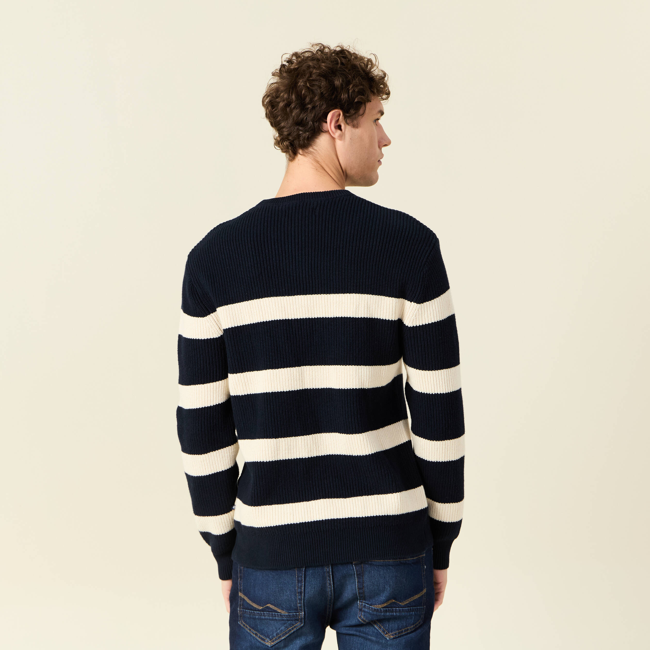 Pull manches longues bleu fonc&eacute; homme