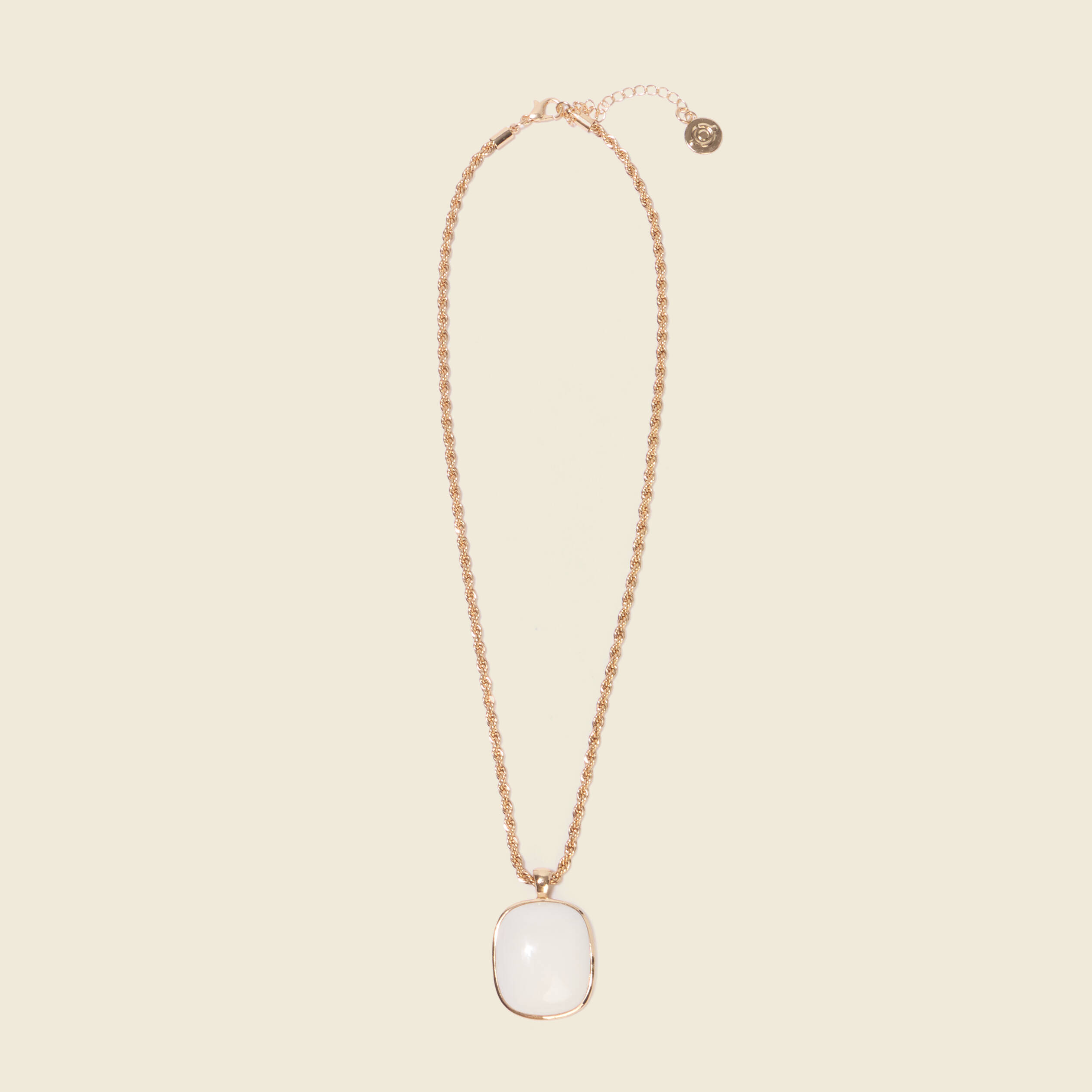 Collier couleur or femme