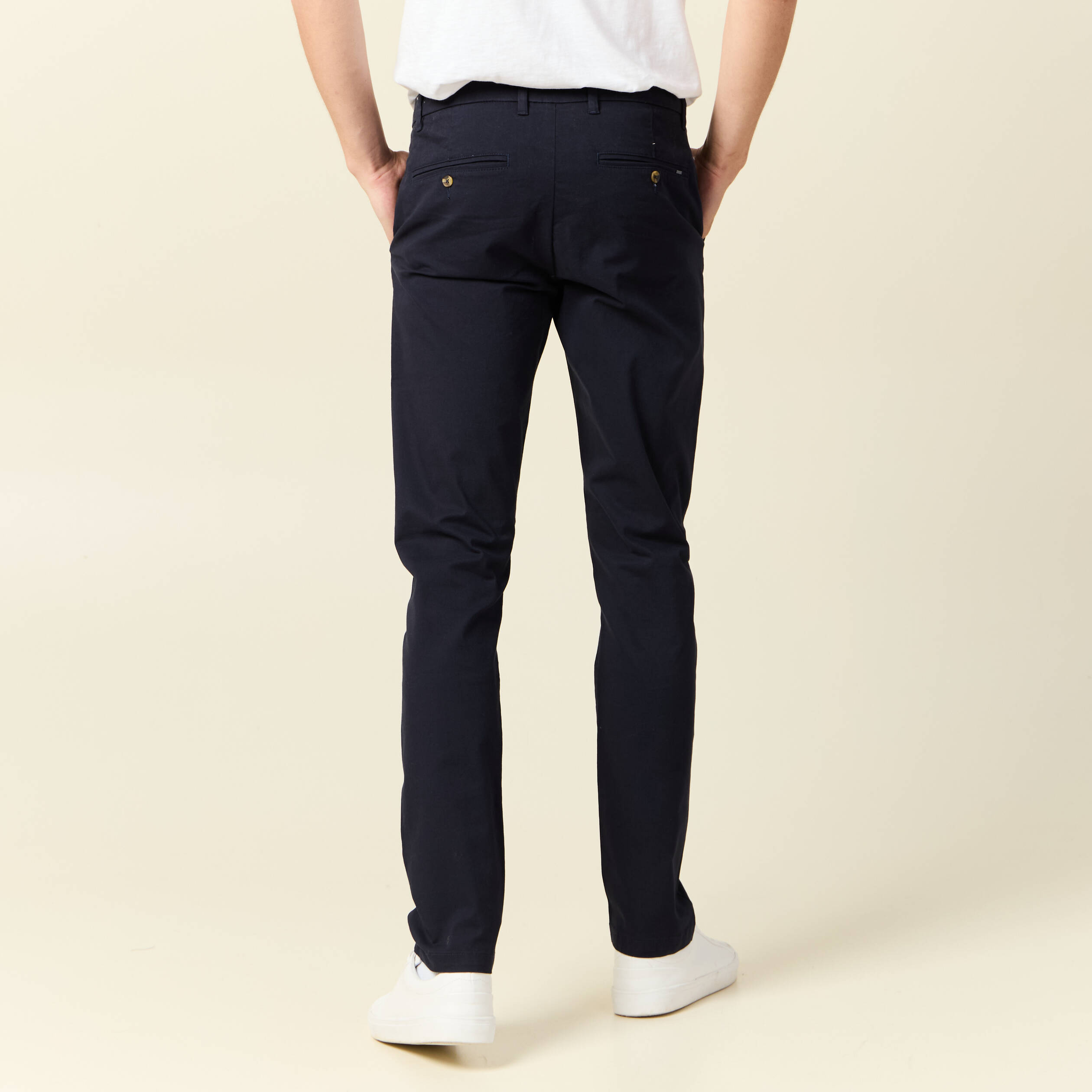Pantalon chino longueur 32 bleu fonc&eacute; homme