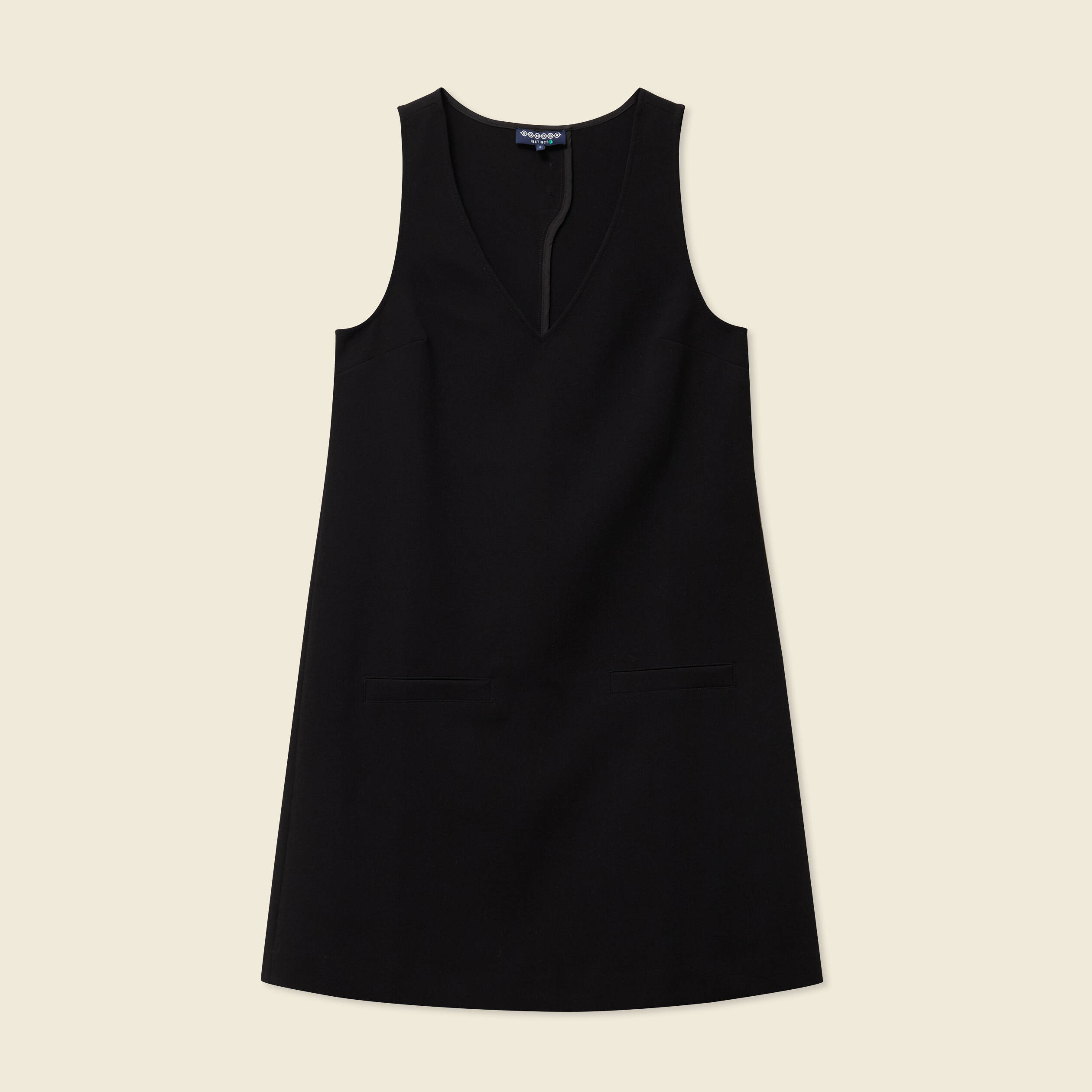 Robe chasuble trap&egrave;ze noir femme