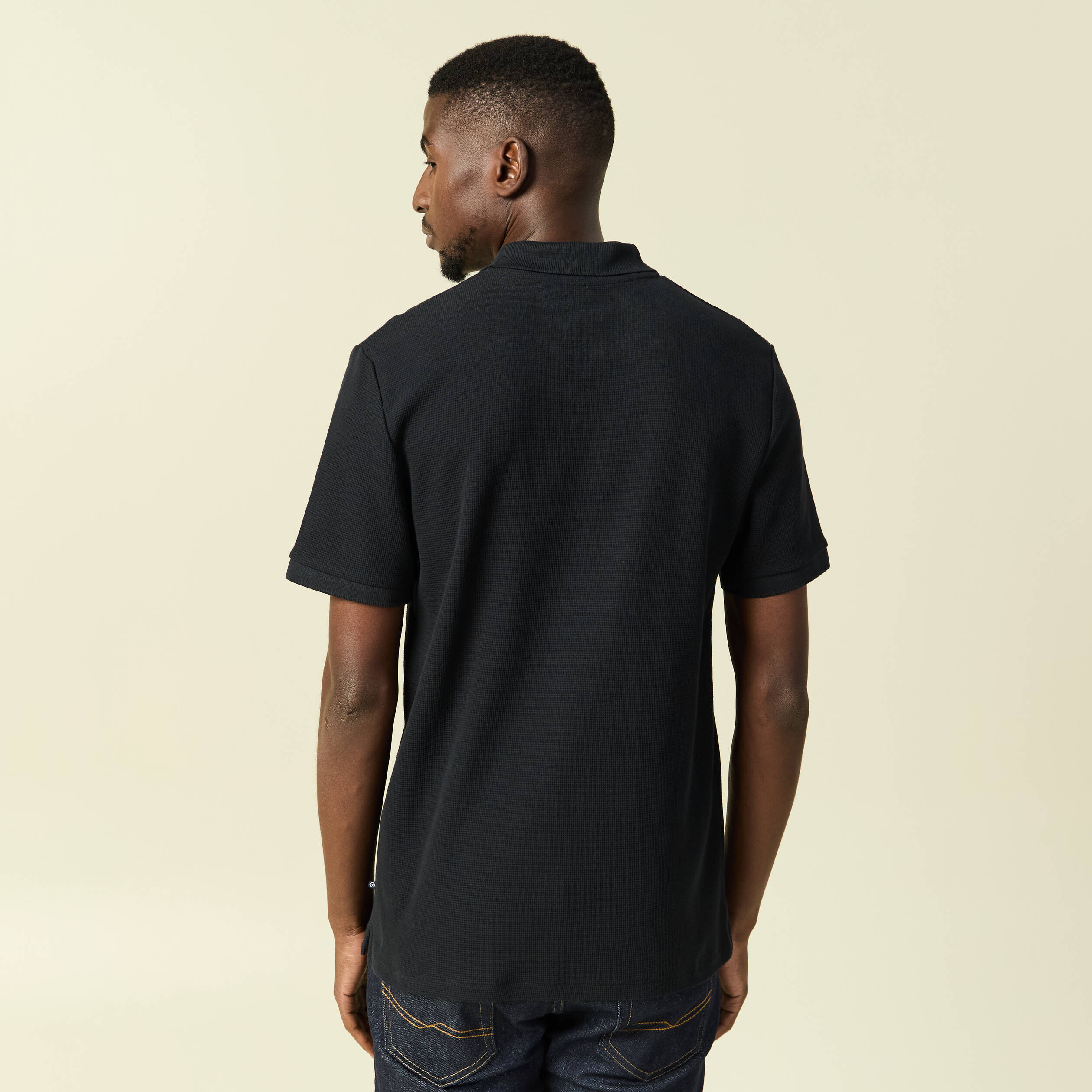 Polo col polo manches courtes en coton noir homme