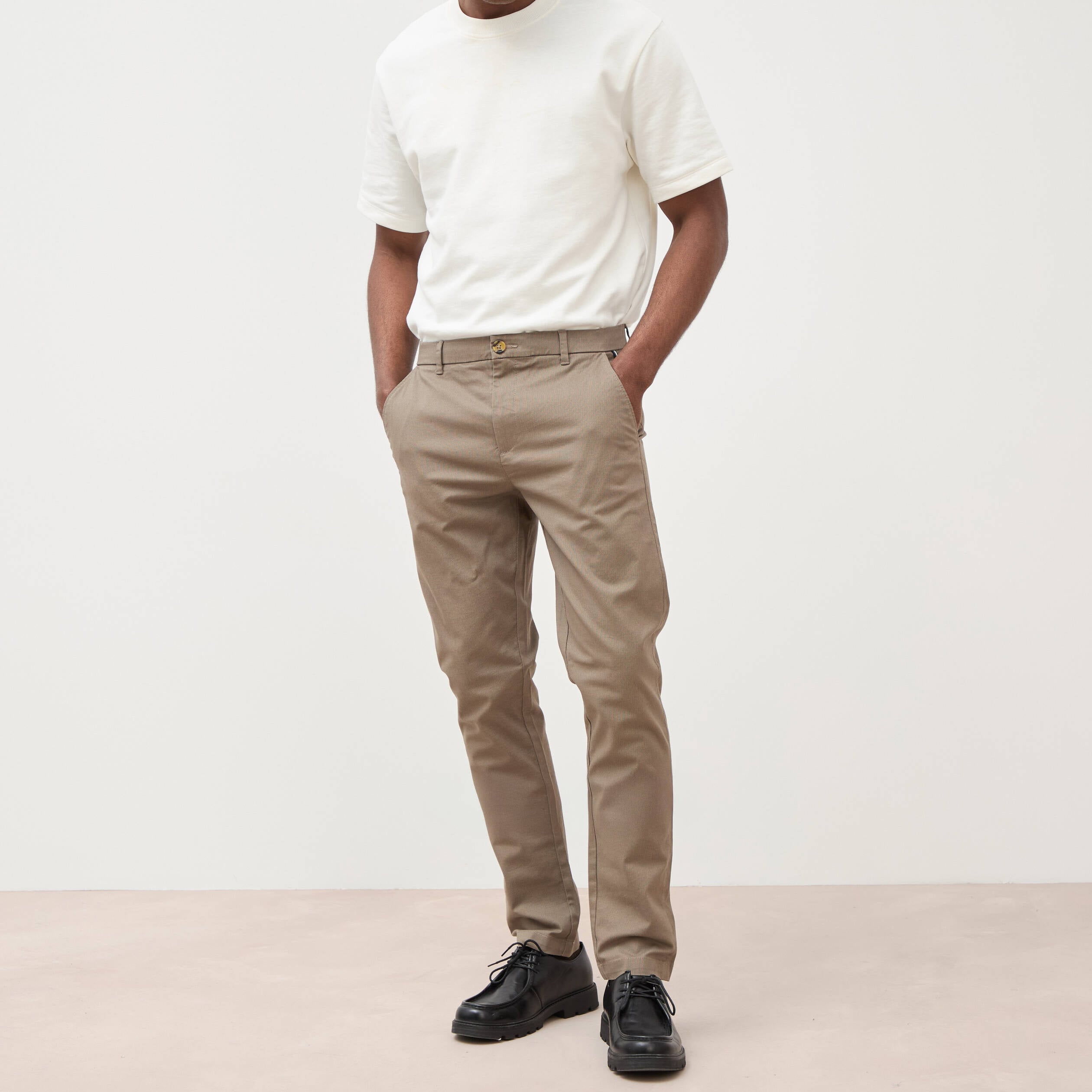 Pantalon chino slim sable homme