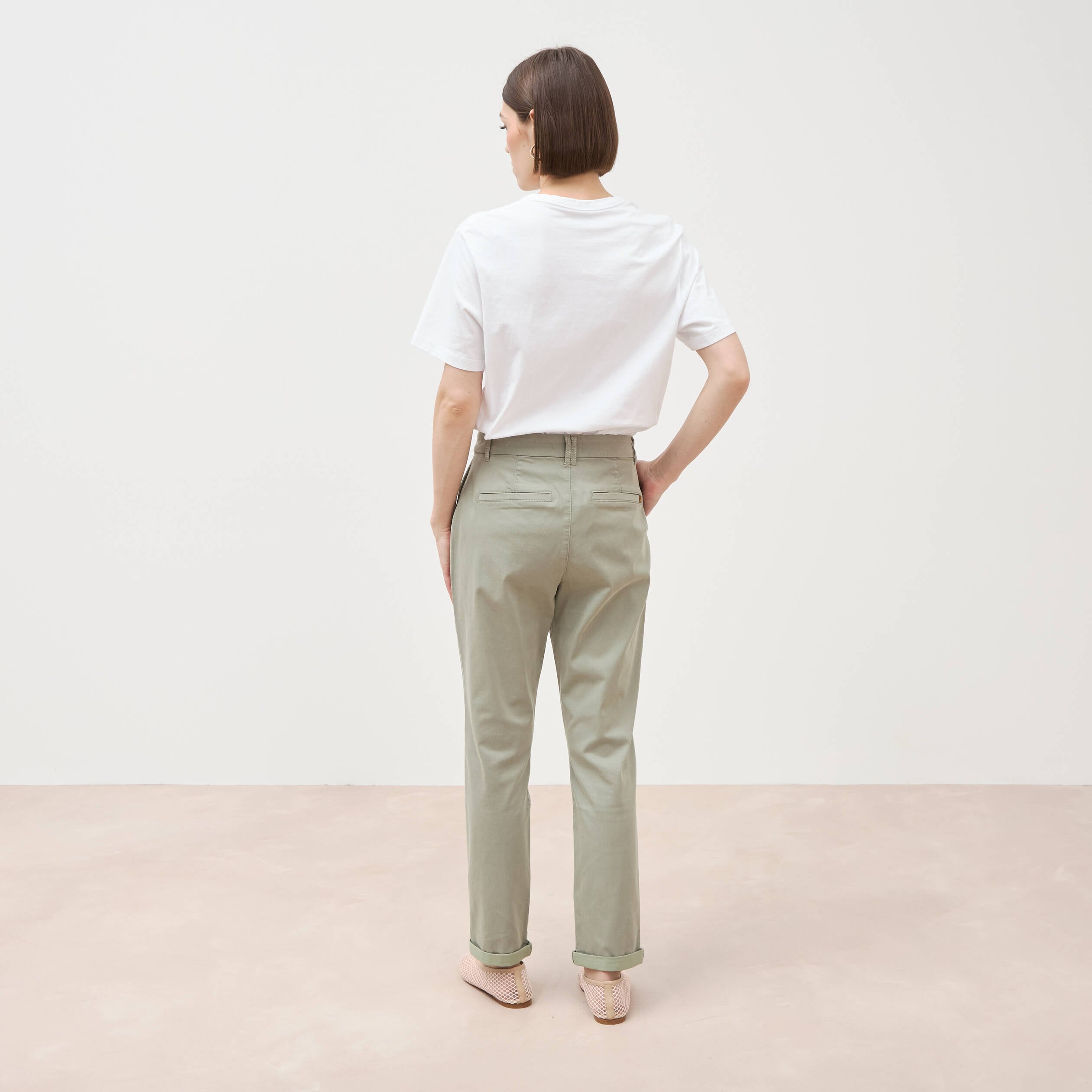 Chino cigarette 7/8&egrave;me taille haute vert kaki femme