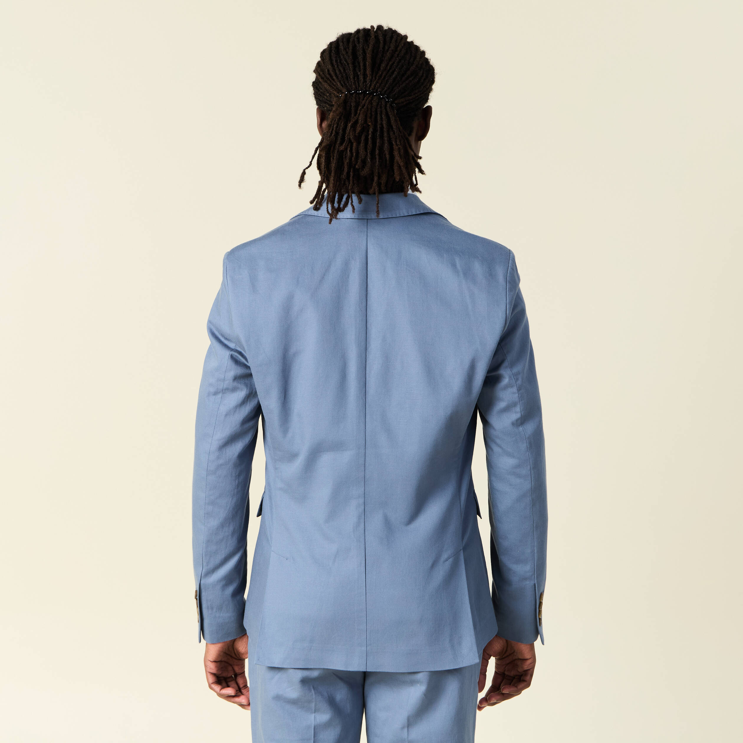 Veste blazer cintr&eacute; bleu fonc&eacute; homme