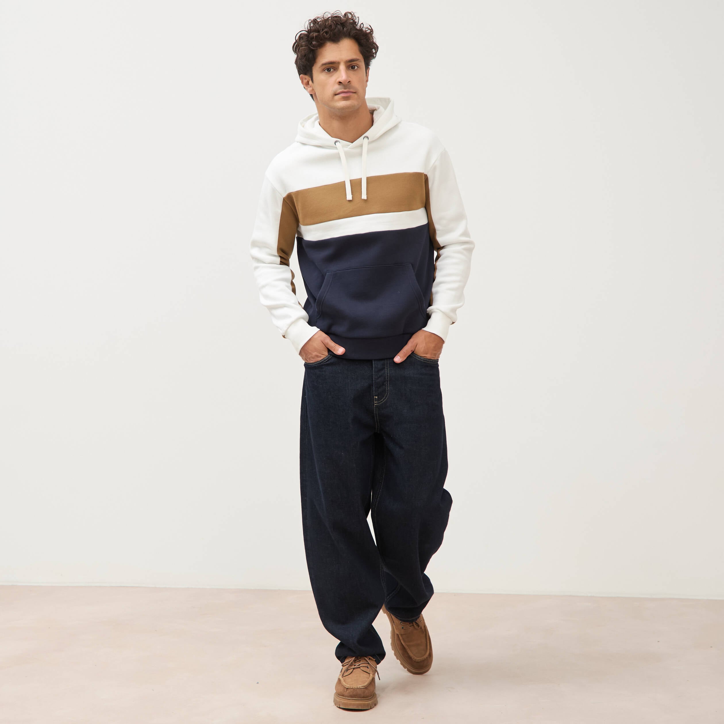 Sweat &agrave; capuche manches longues ecru homme