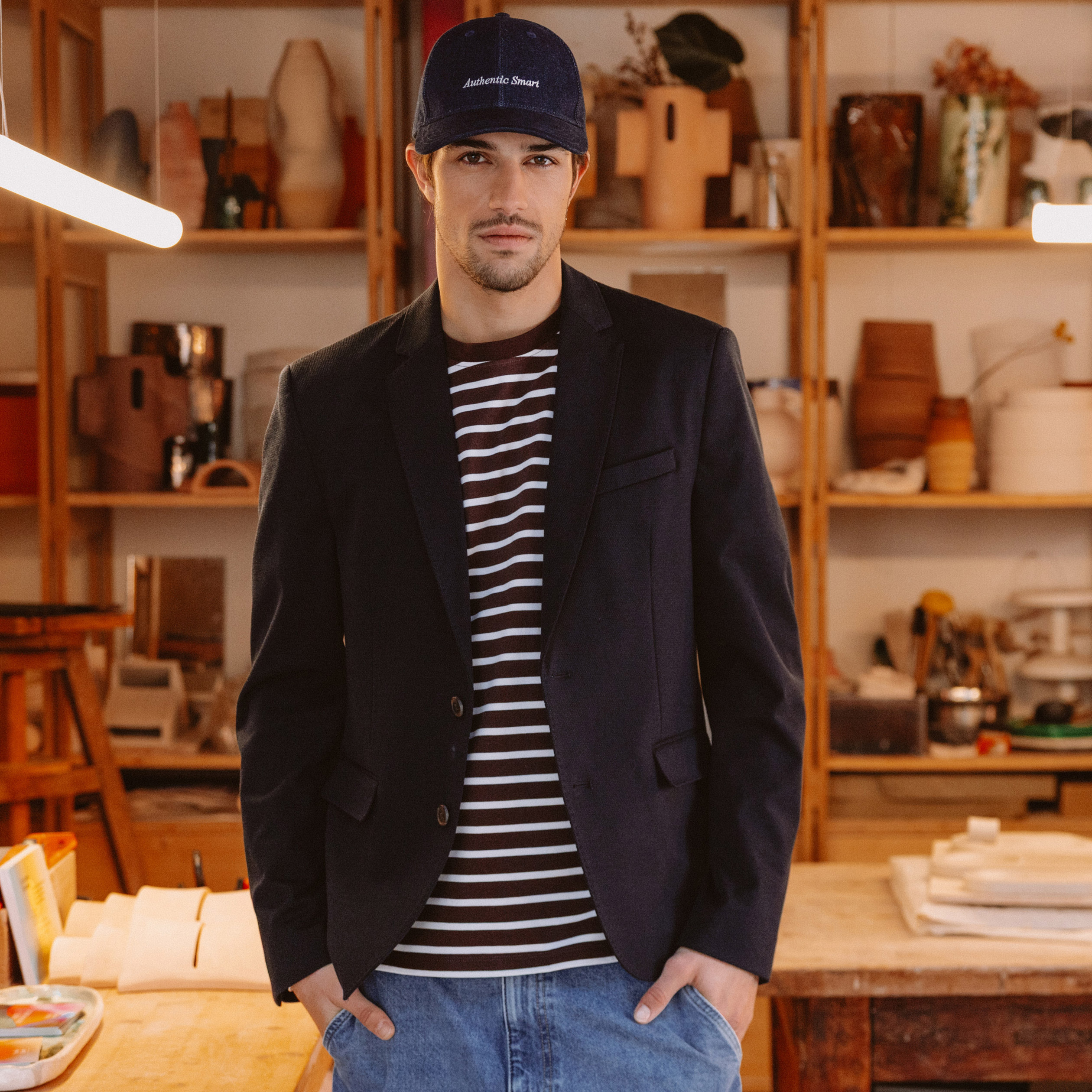 Veste blazer cintr&eacute;e bleu marine homme