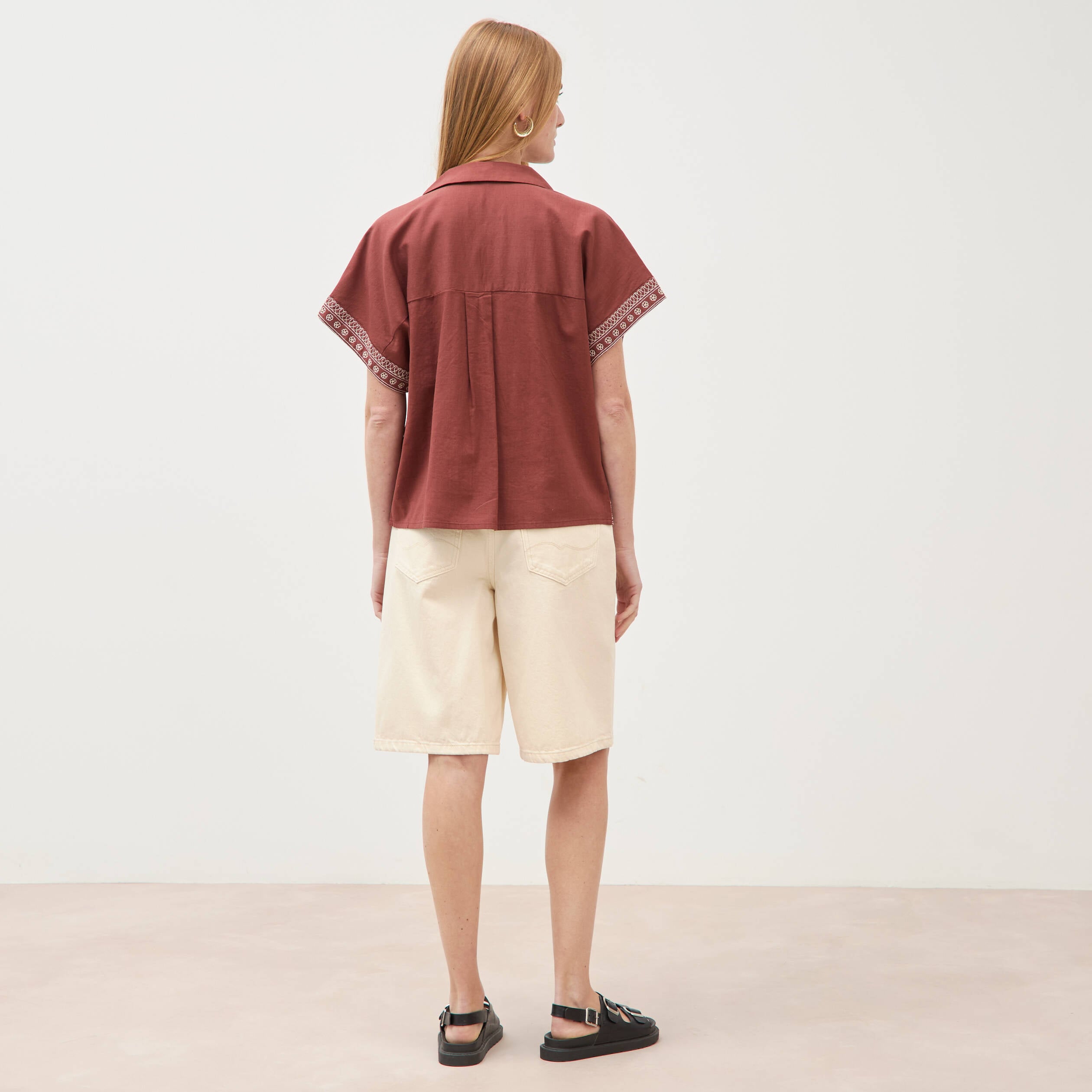 Chemise ample manches courtes marron cognac femme