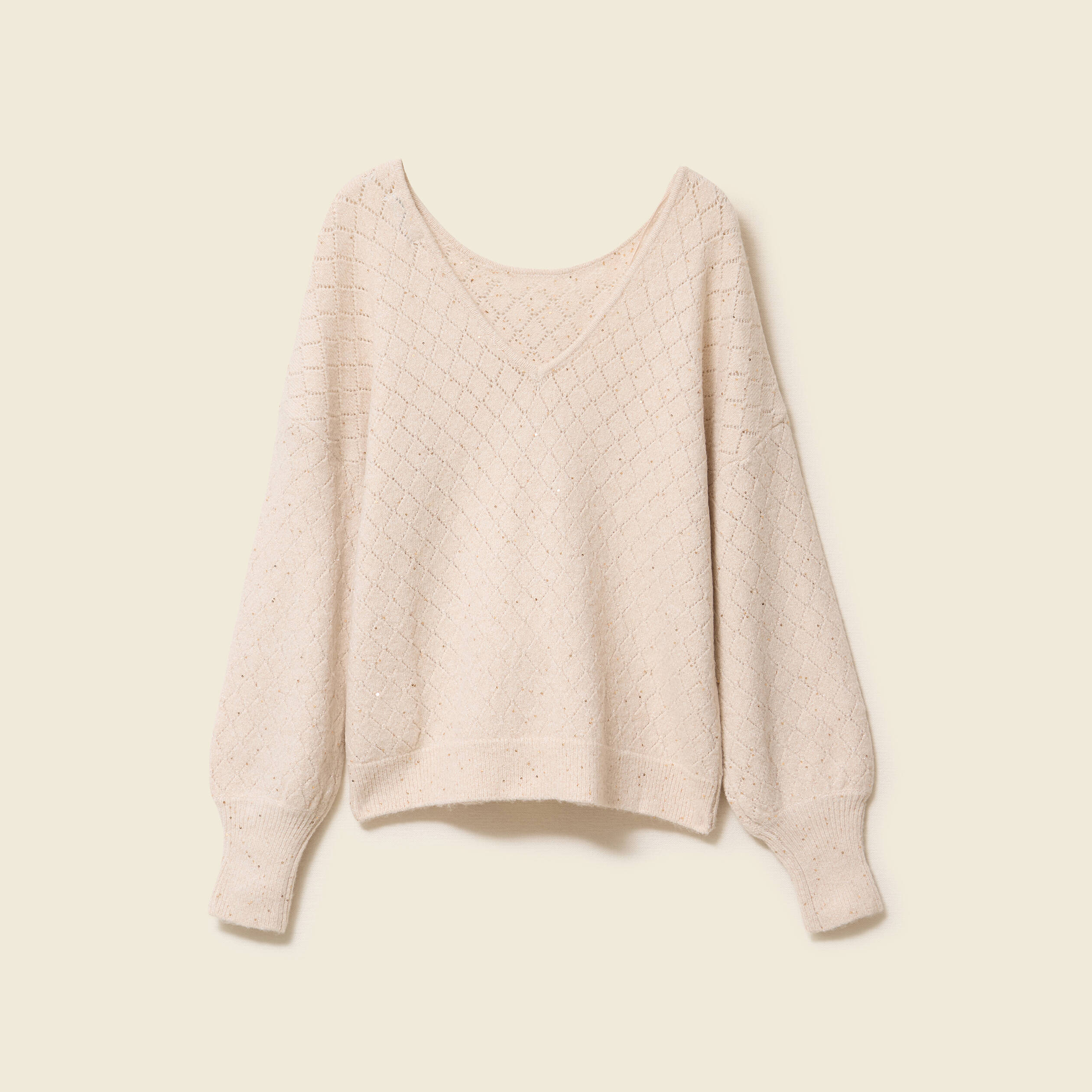 Pull ajour&eacute; col V manches longues creme femme