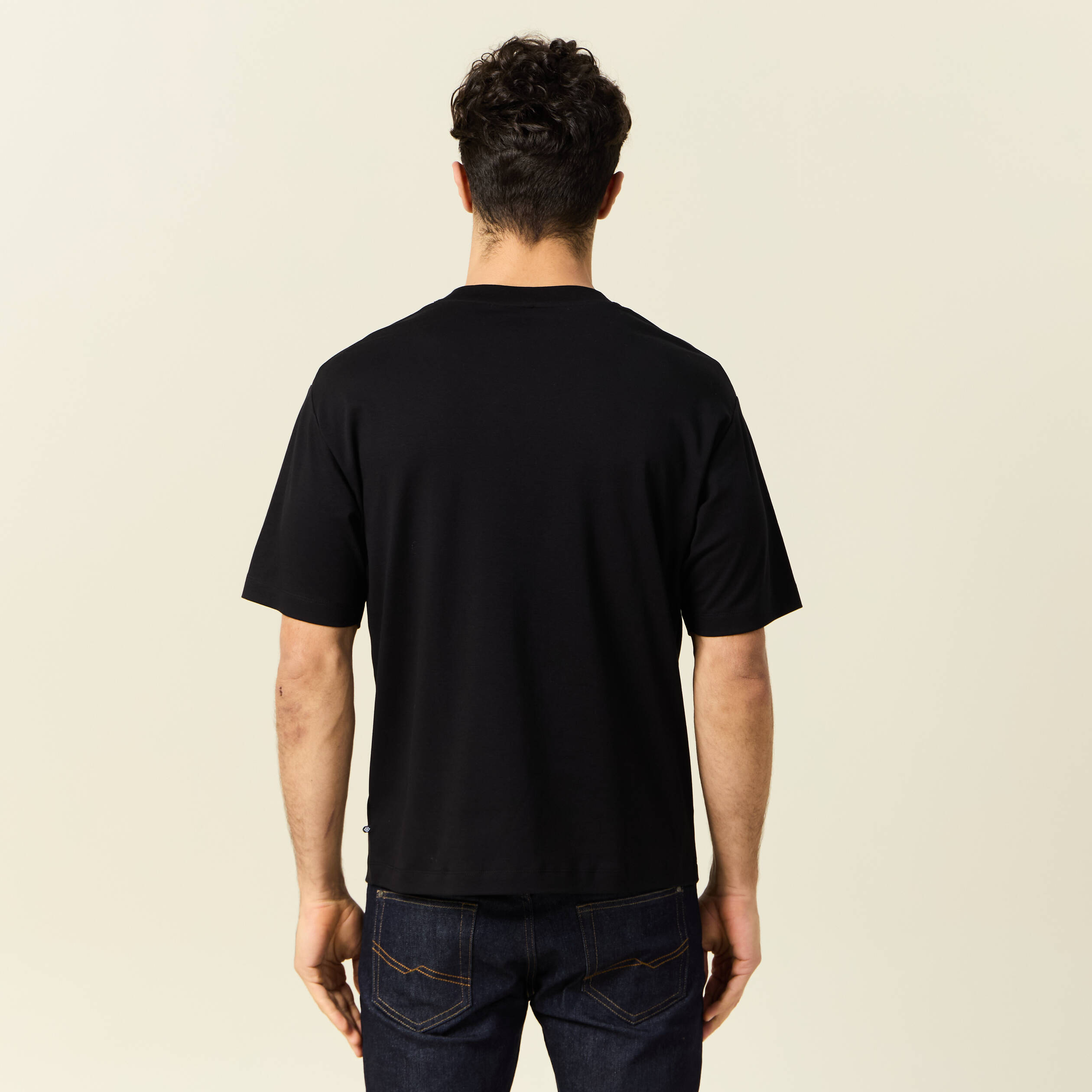 T-shirt manches courtes noir homme