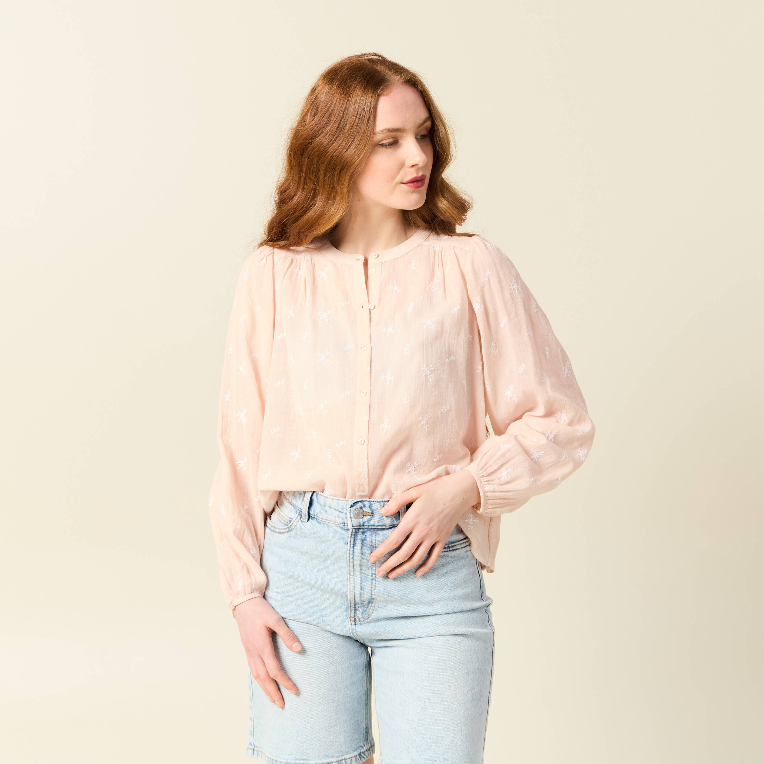 blouse manches longues brodee rose poudree femme Blouse manches longues brodée rose poudrée femme
