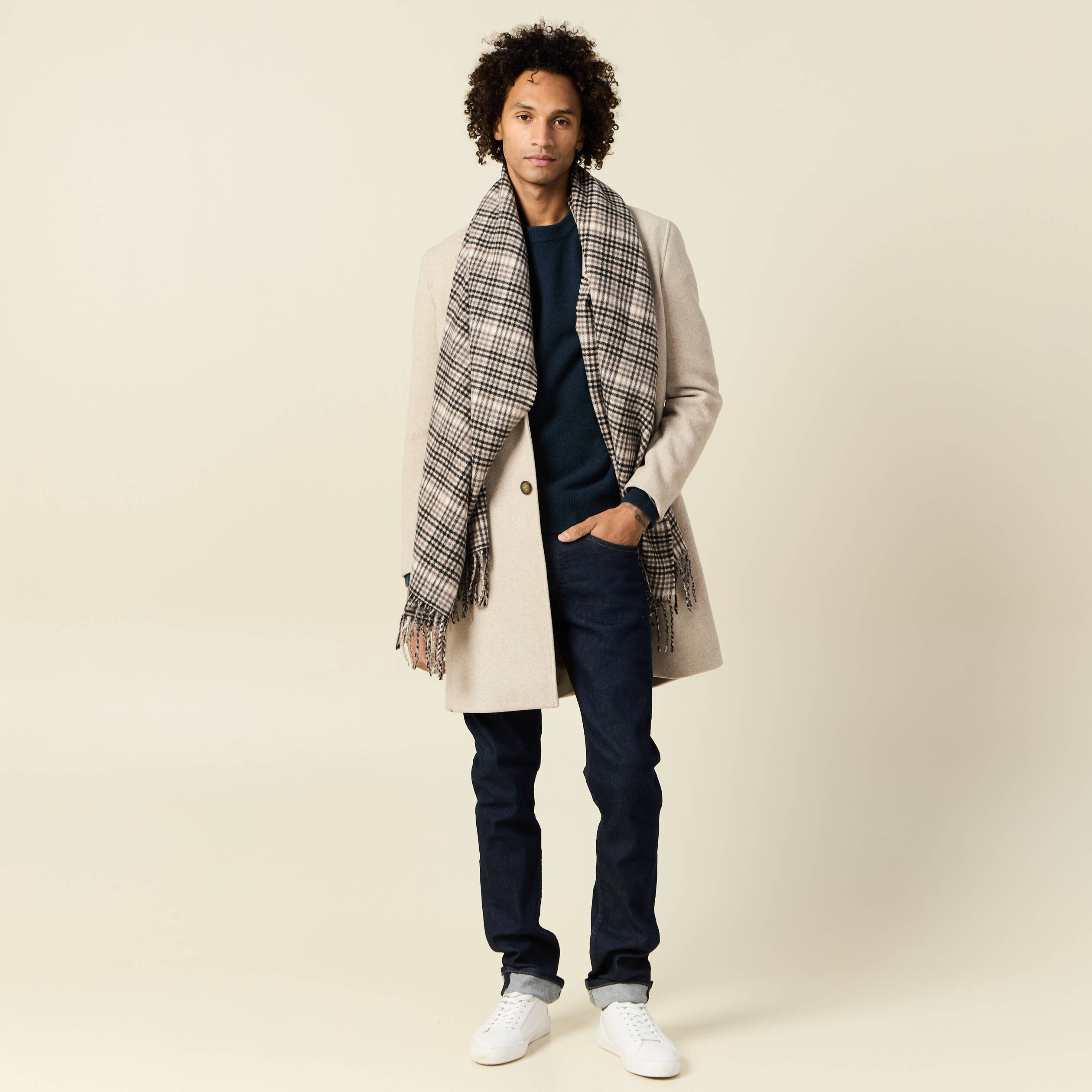 Manteau long boutonn&eacute; beige homme