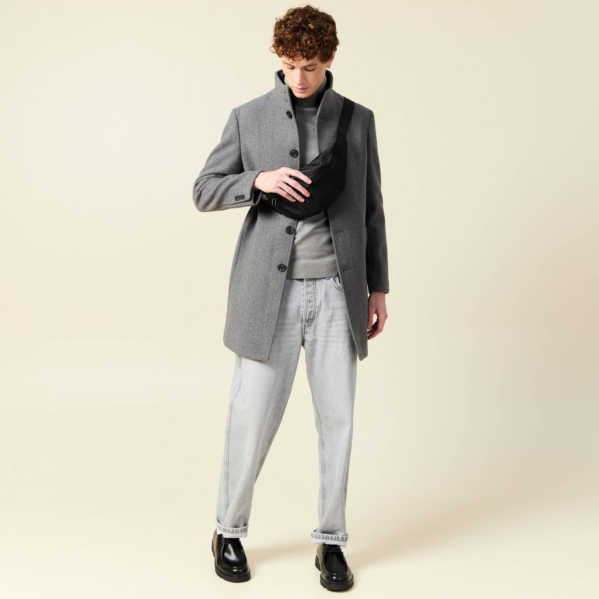 Manteau droit long col montant gris fonc&eacute; homme
