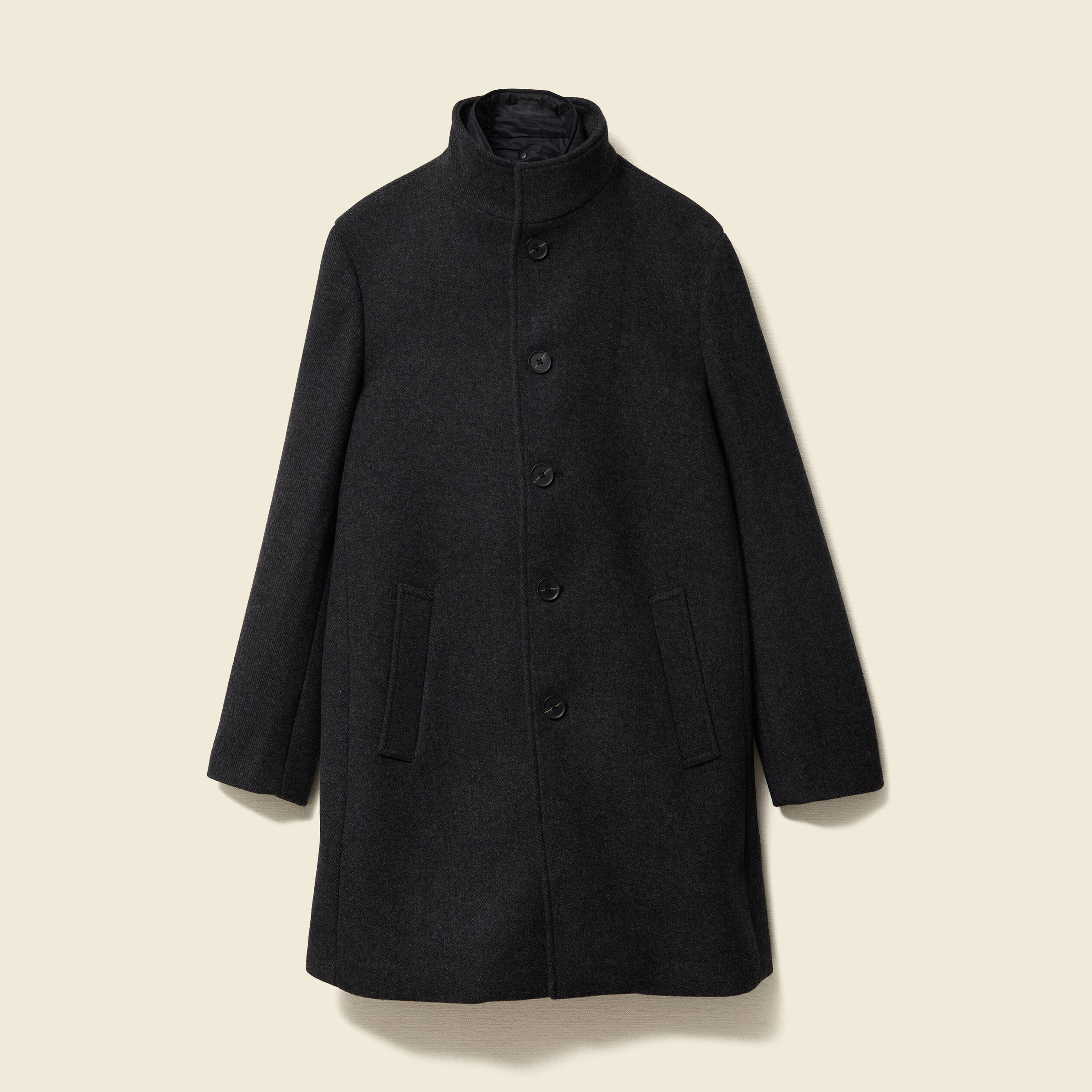 Manteau droit long col montant noir homme
