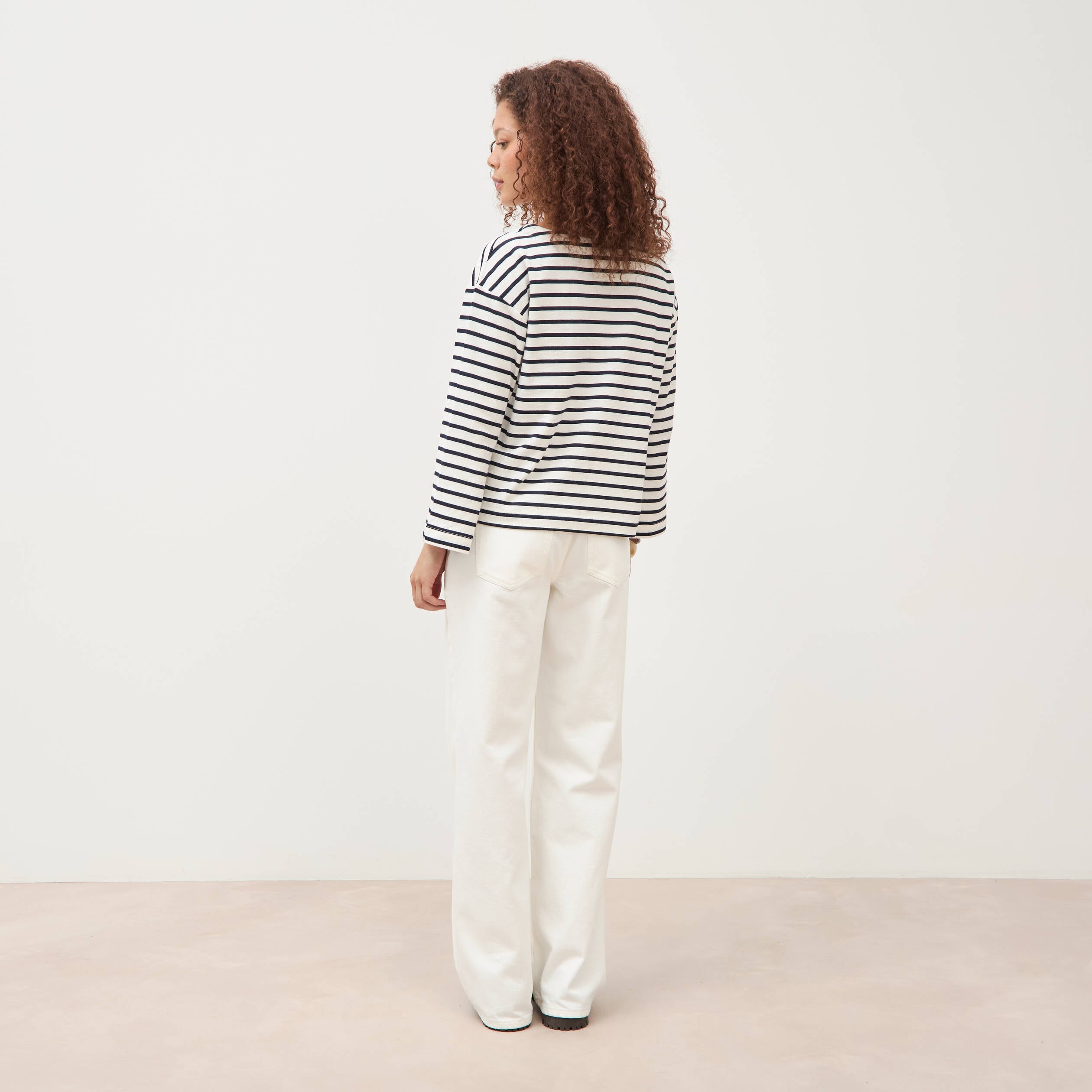 Pull droit manches longues broderie ecru femme