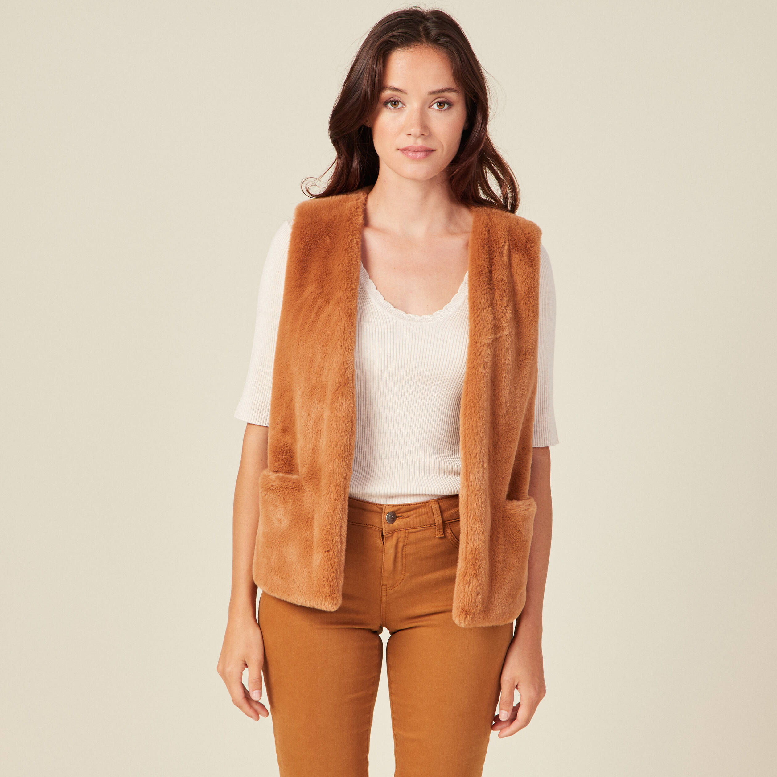 veste droite fausse fourrure marron femme Veste droite fausse fourrure marron femme