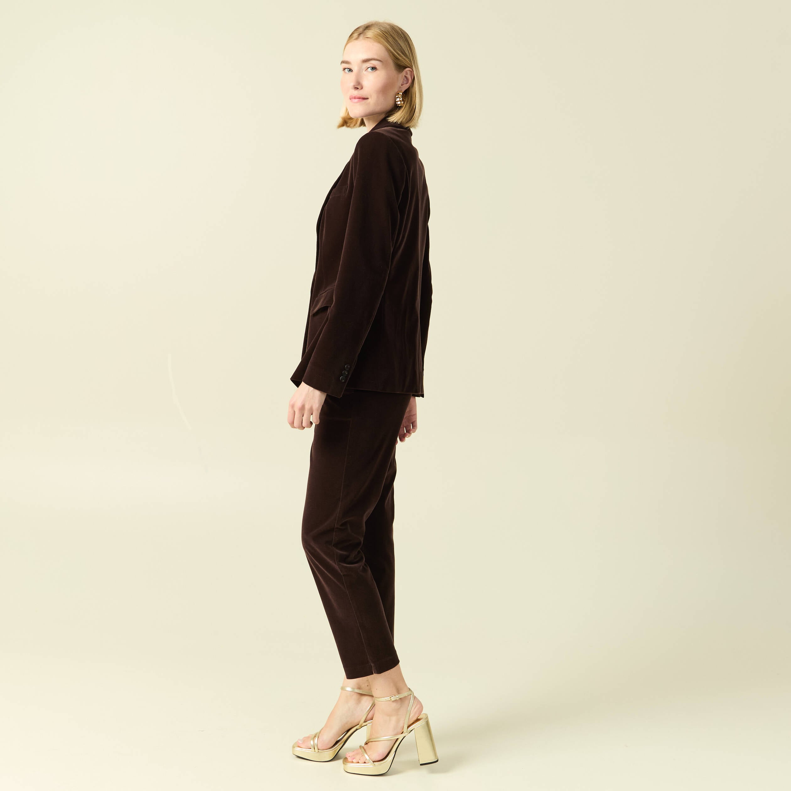 Veste blazer velours marron fonc&eacute; femme