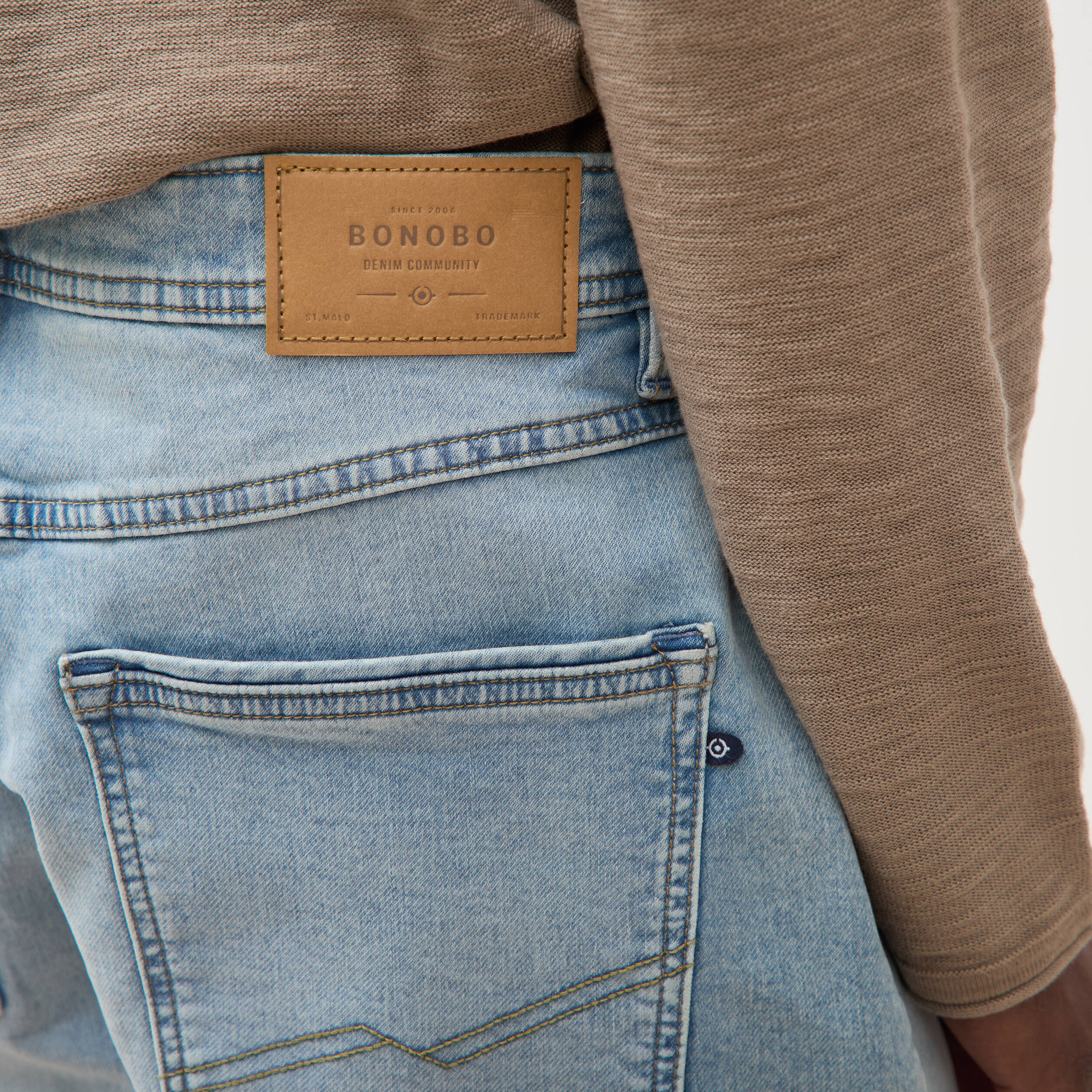 Bermuda en jeans denim bleach homme