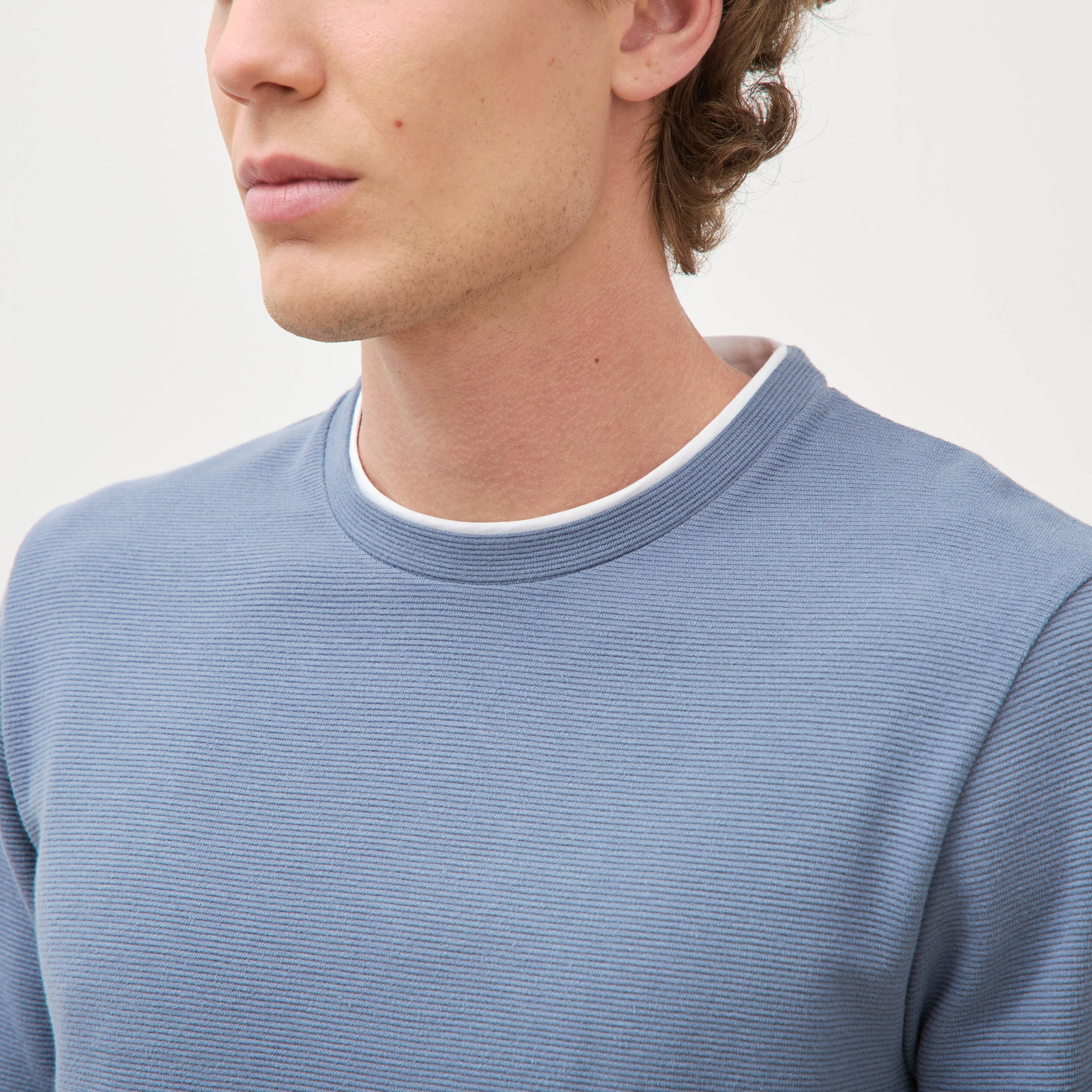 T-shirt manches longues bleu fonc&eacute; homme