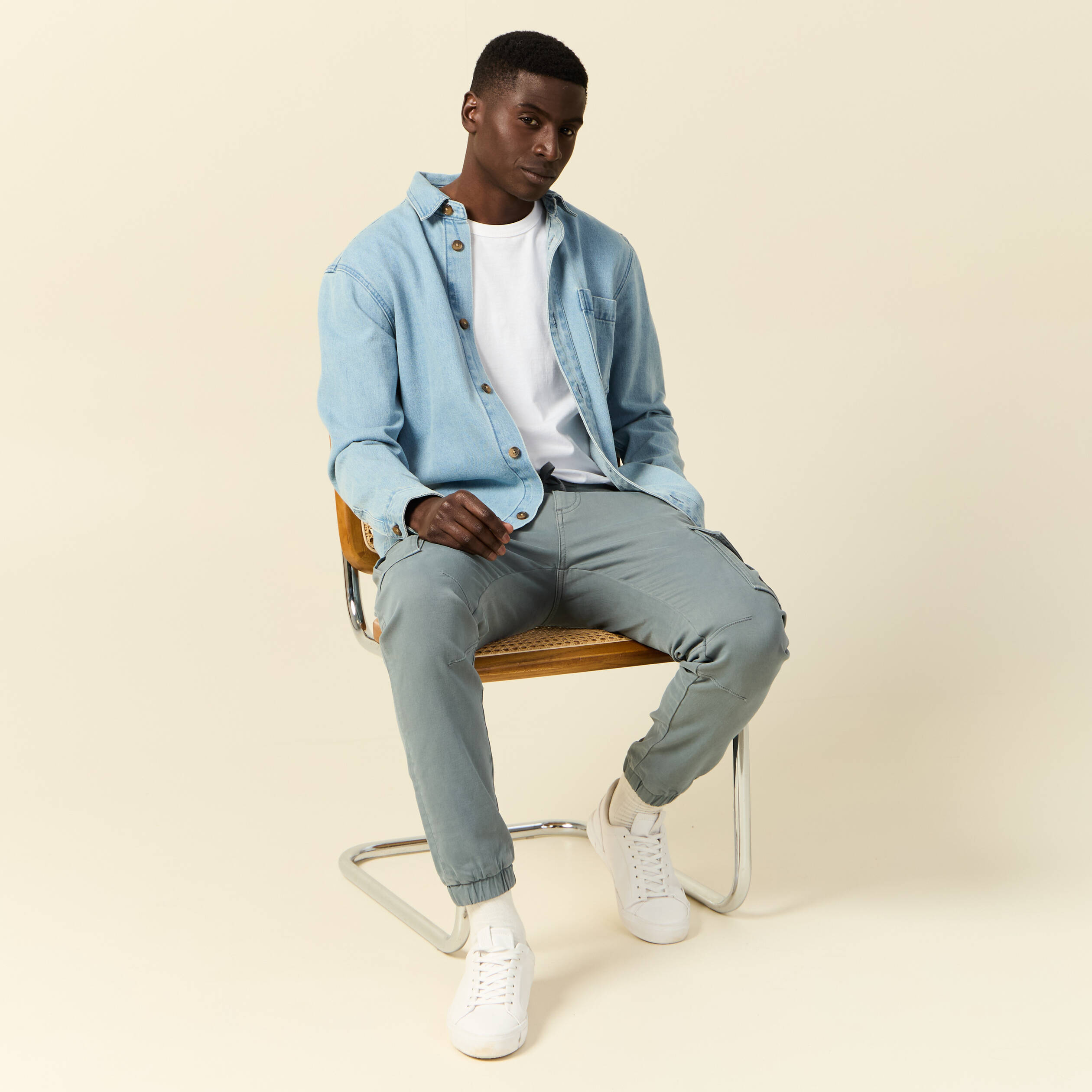 pantalon battle bas resserre bleu gris homme Pantalon battle bas resserré bleu gris homme