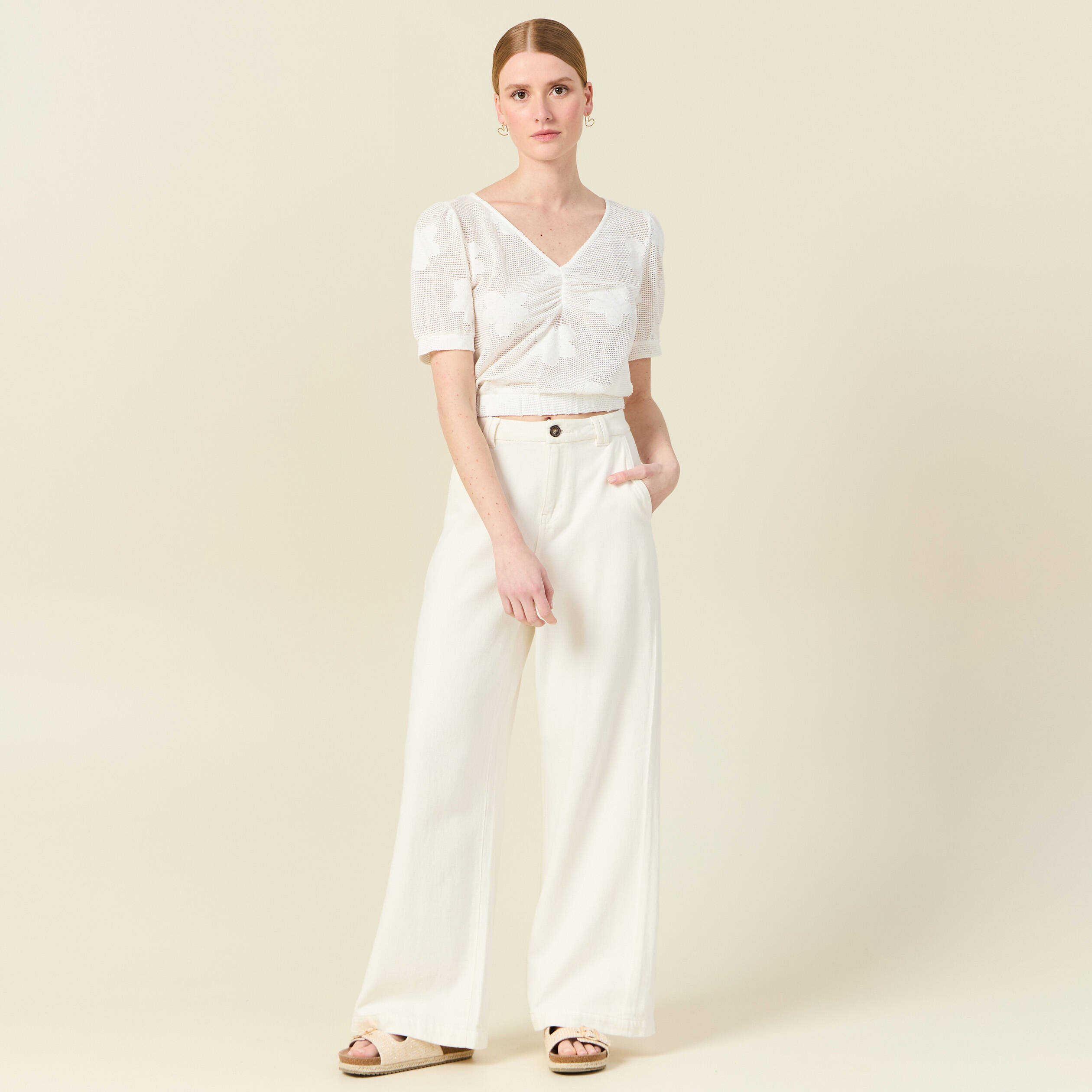 t shirt manches courtes ajoure creme femme T-shirt manches courtes ajouré creme femme