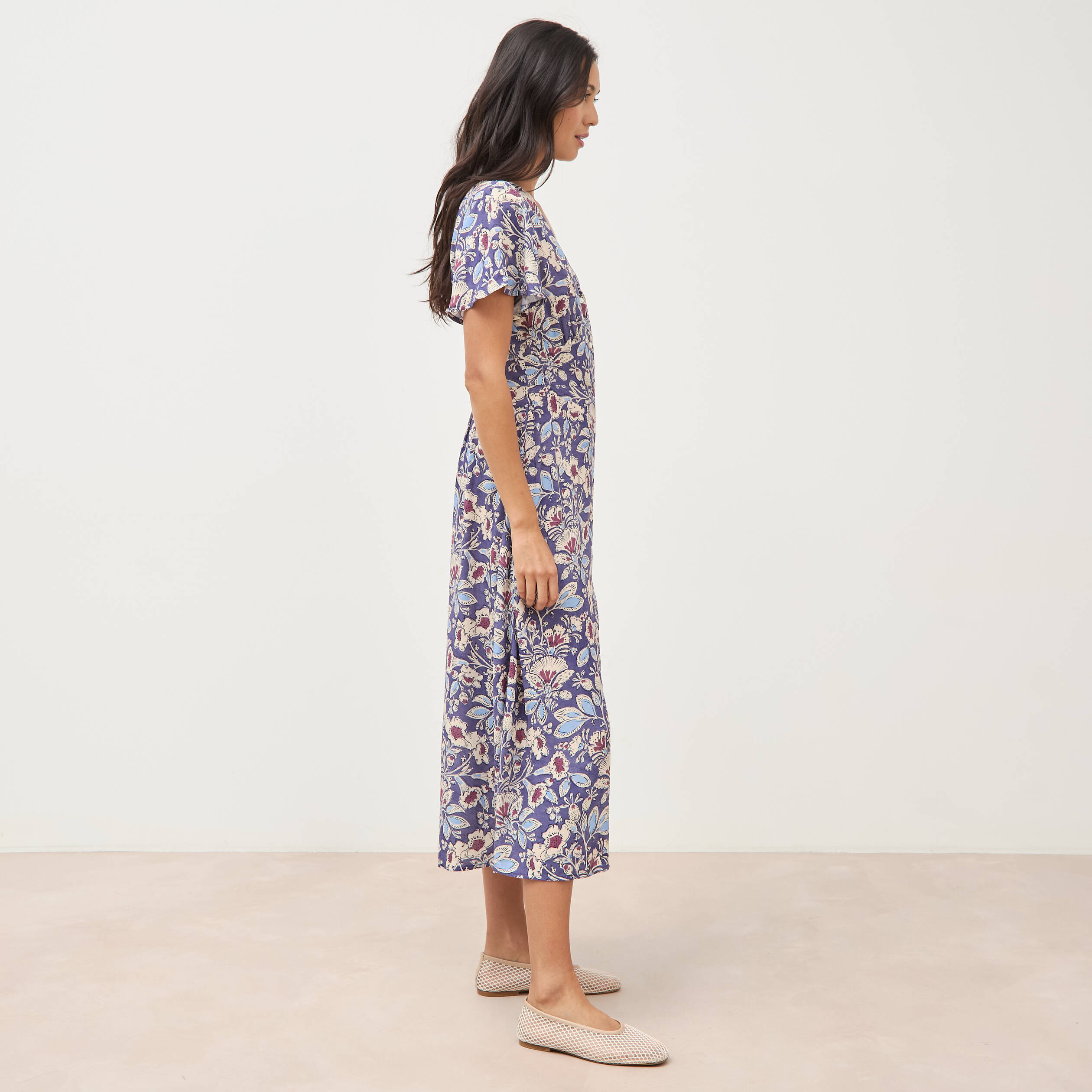 Robe droite 3/4 col v manches courtes bleu femme