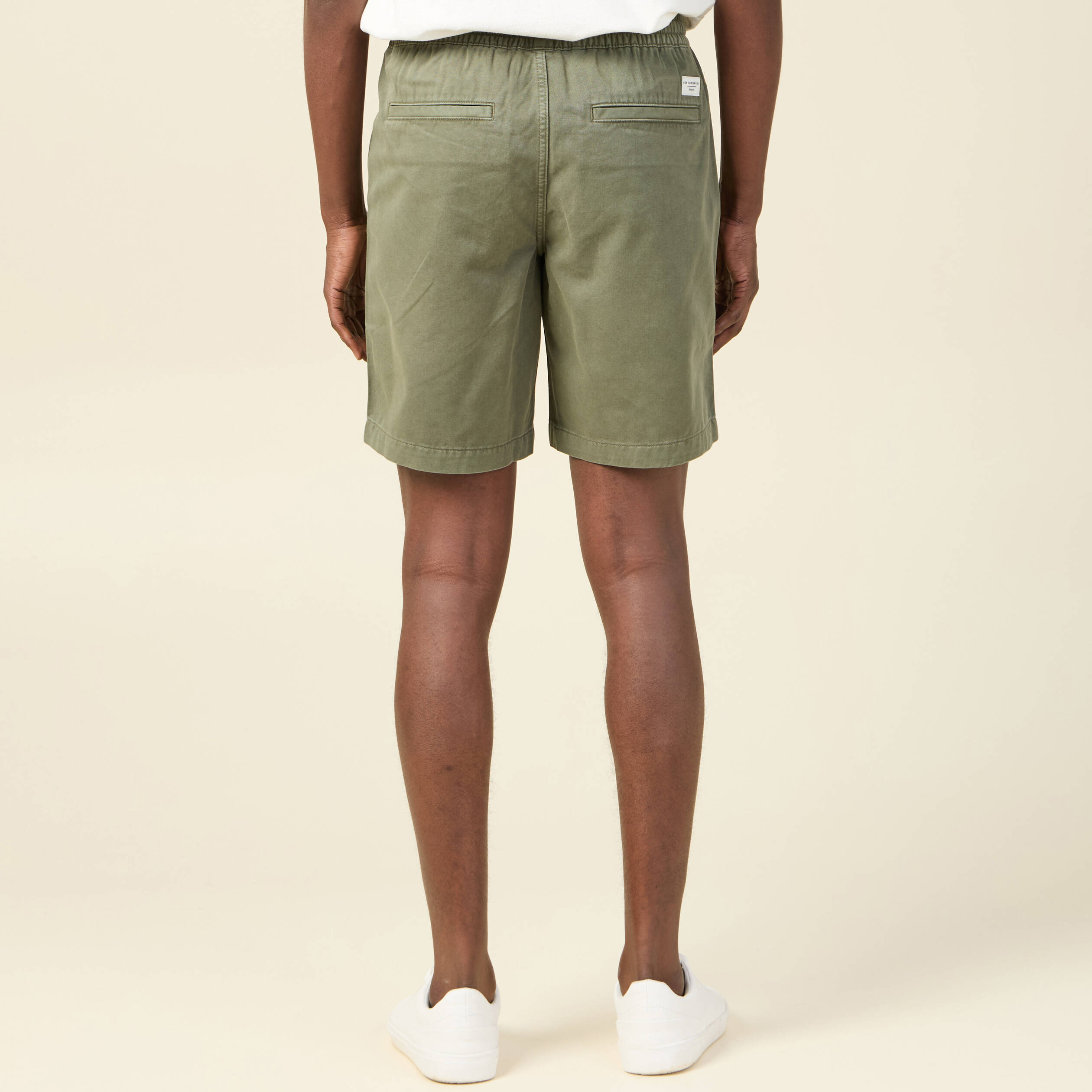 bermuda droit a coulisse vert kaki homme Bermuda droit à coulisse vert kaki homme