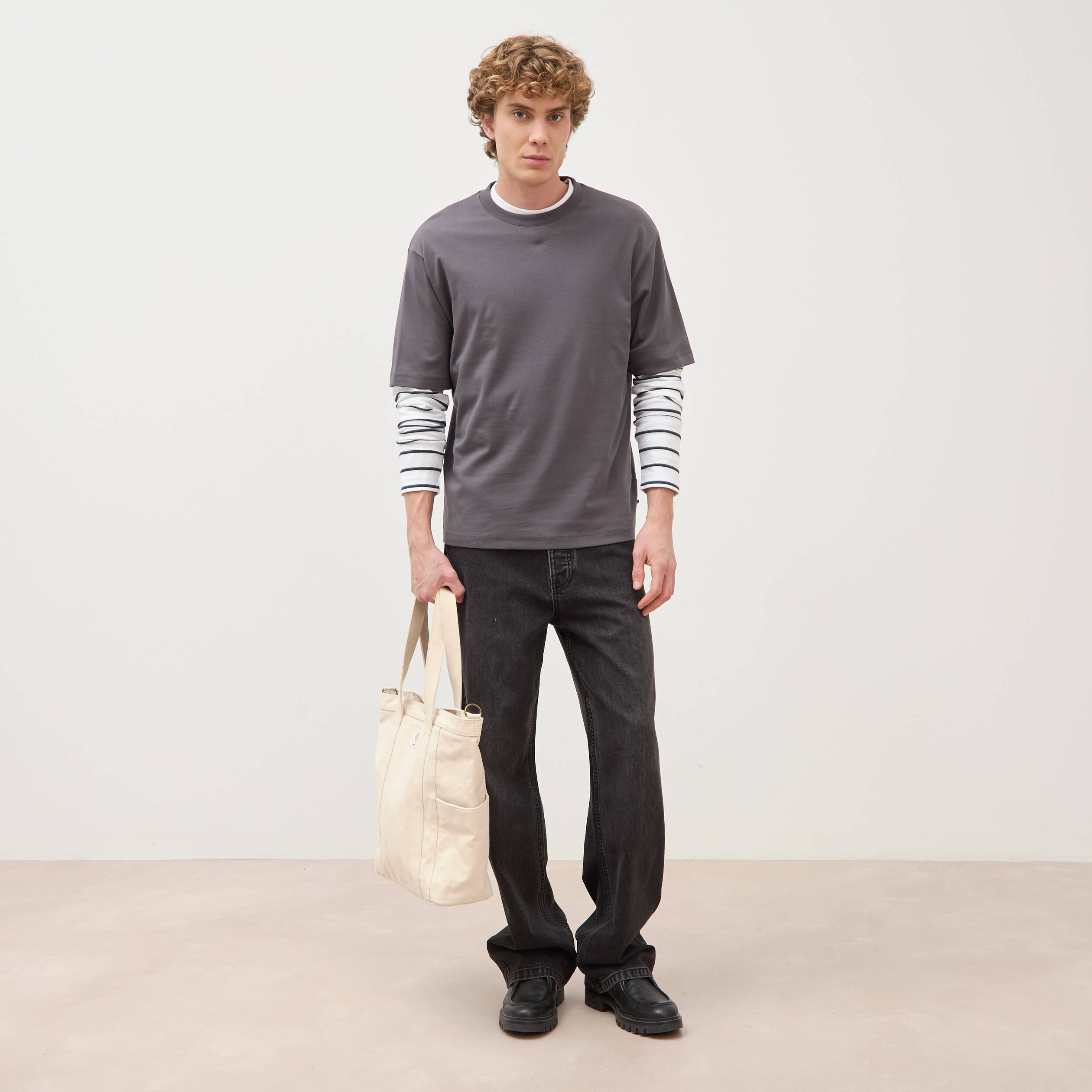Jeans loose longueur 34 en coton denim snow noir homme