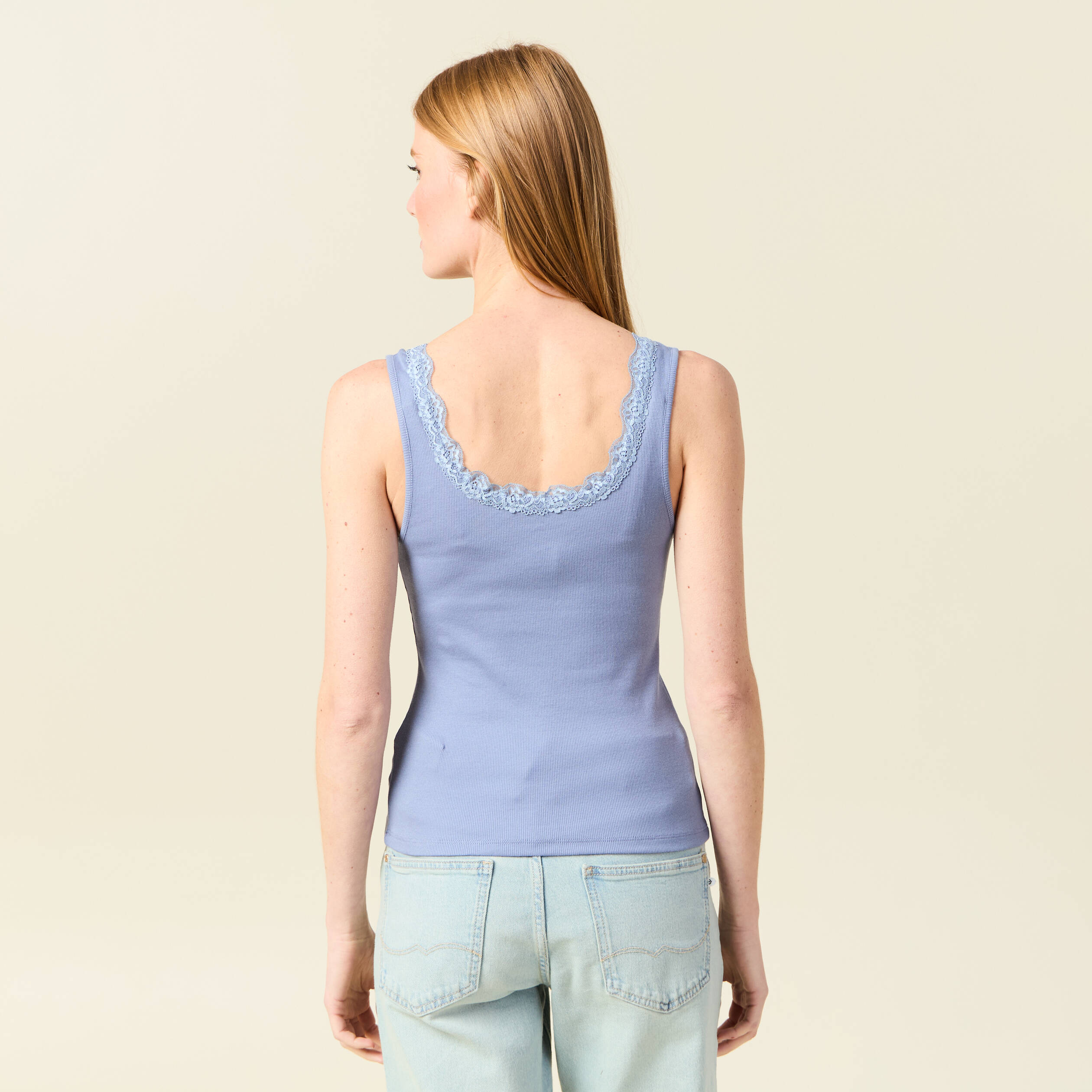 debardeur ajuste court dentelle bleu gris femme Débardeur ajusté court dentelle bleu gris femme
