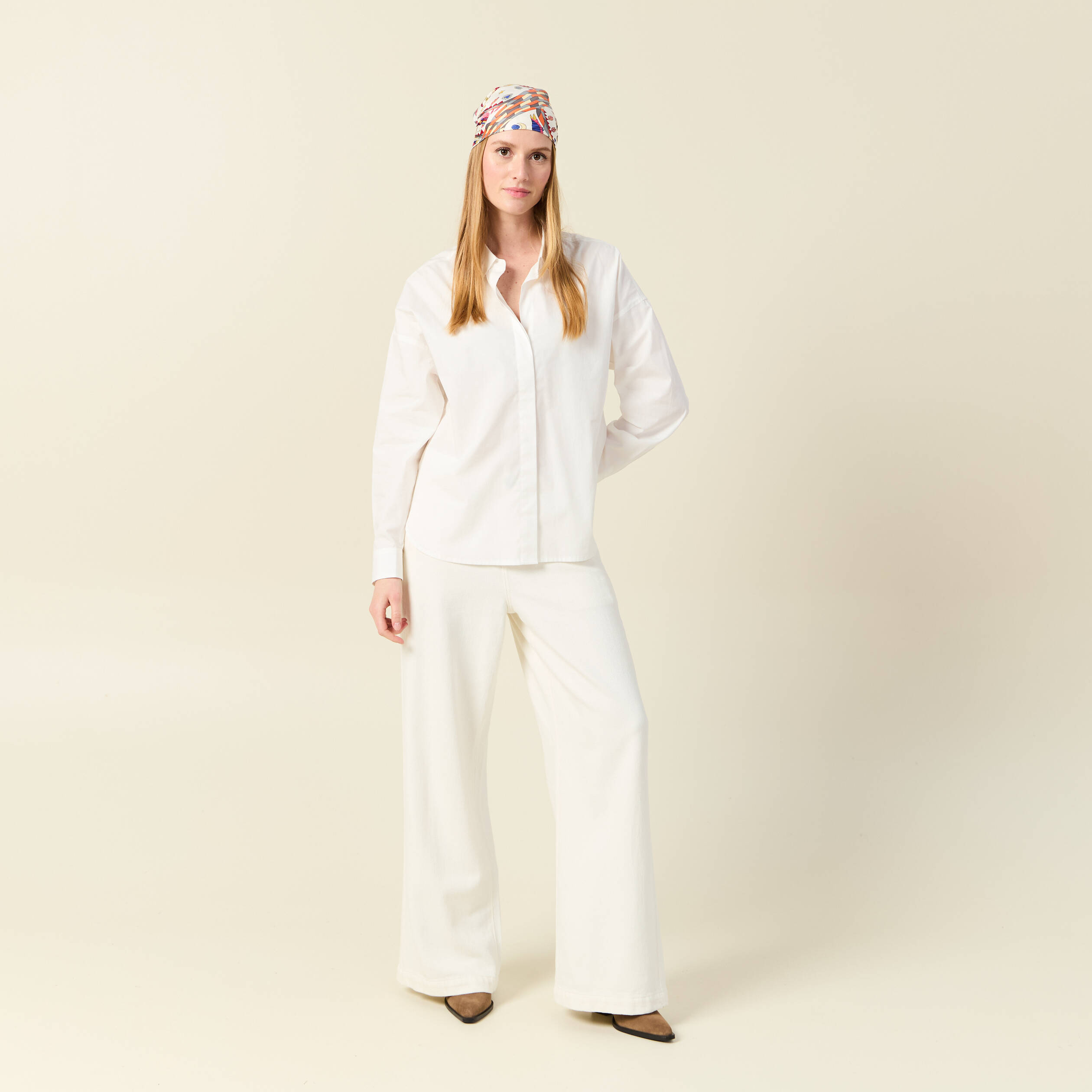 Chemise droite mi-longue en coton ecru femme