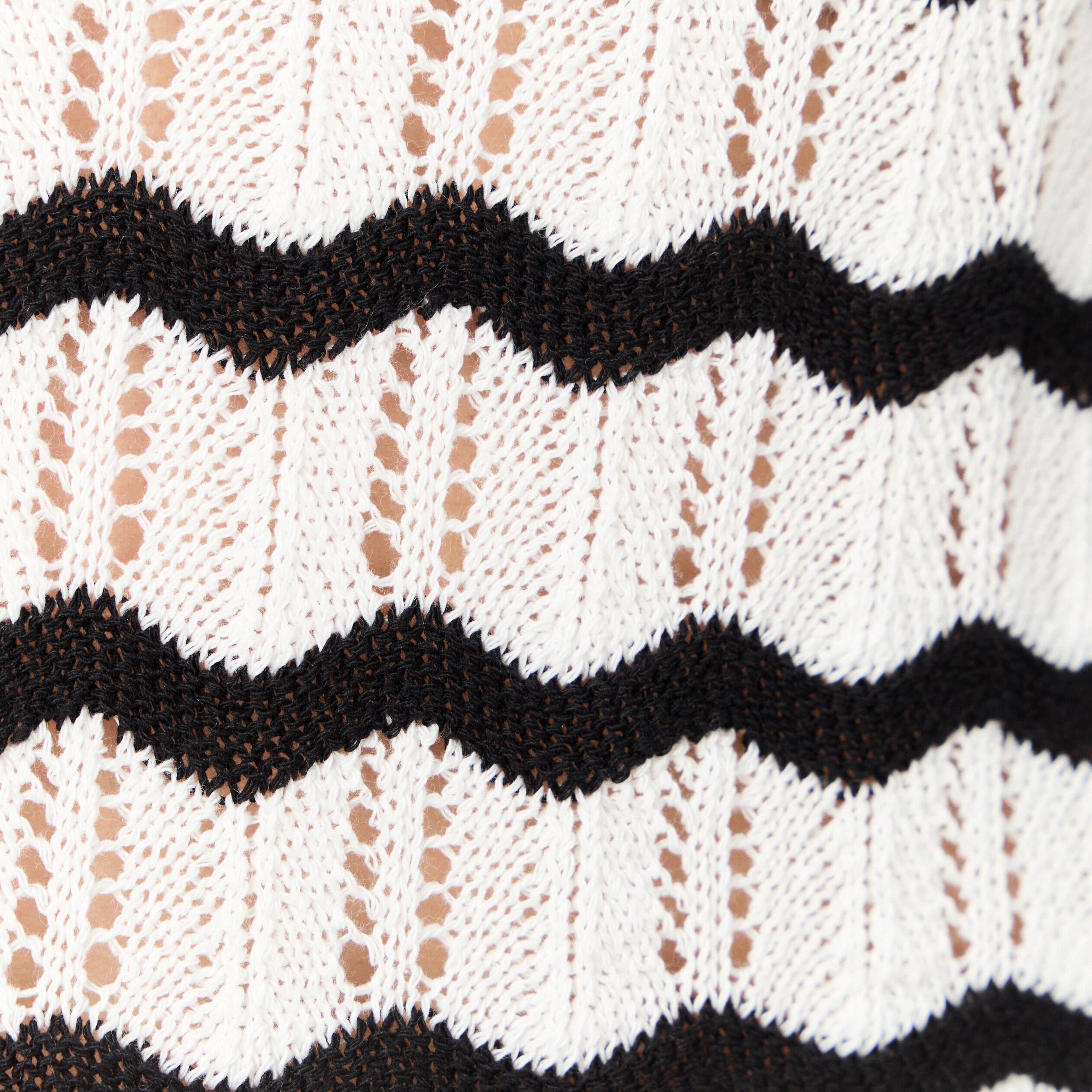 debardeur tricot ajoure noir femme Débardeur tricot ajouré noir femme
