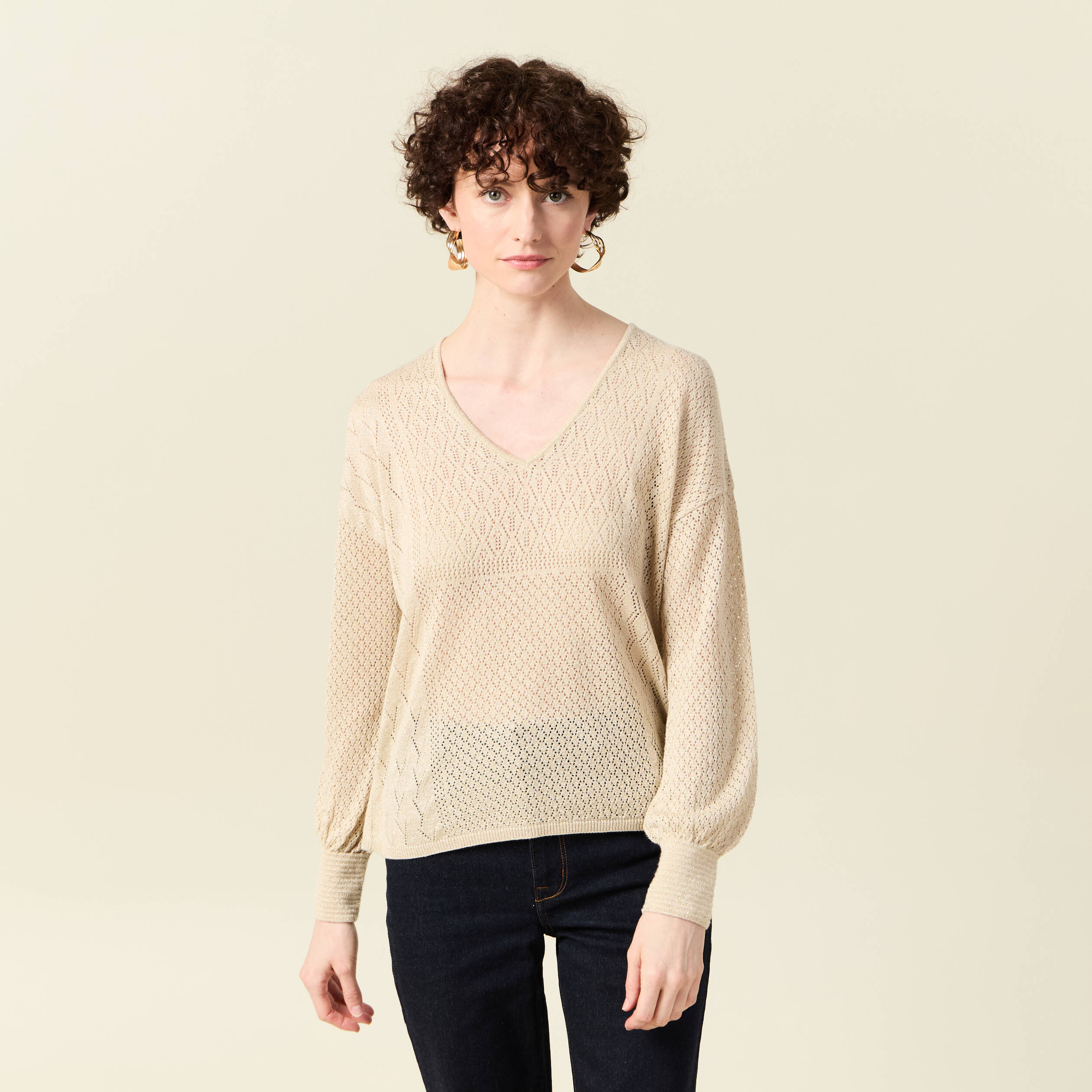 Pull manches longues ajour&eacute; creme femme
