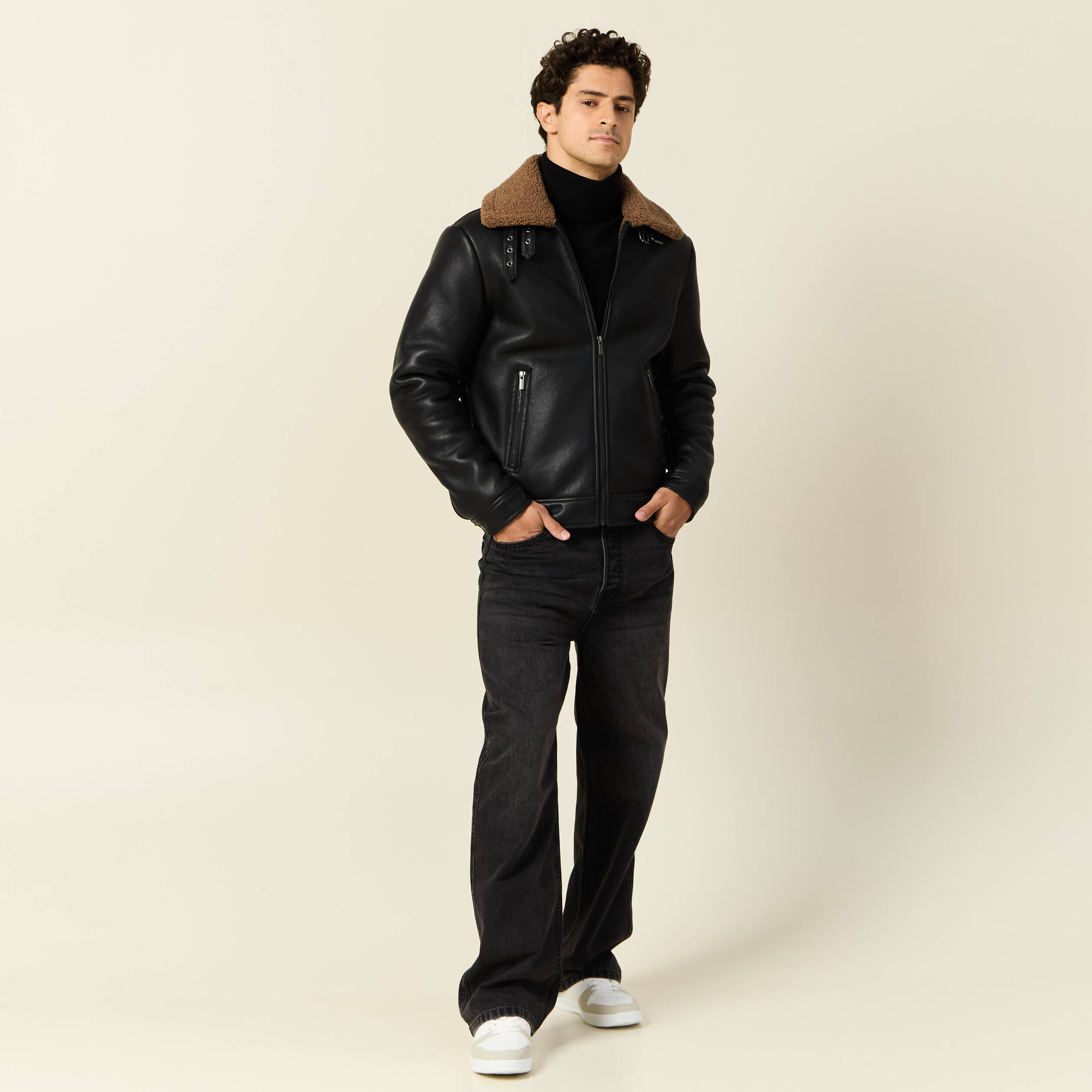 Pull manches longues noir homme