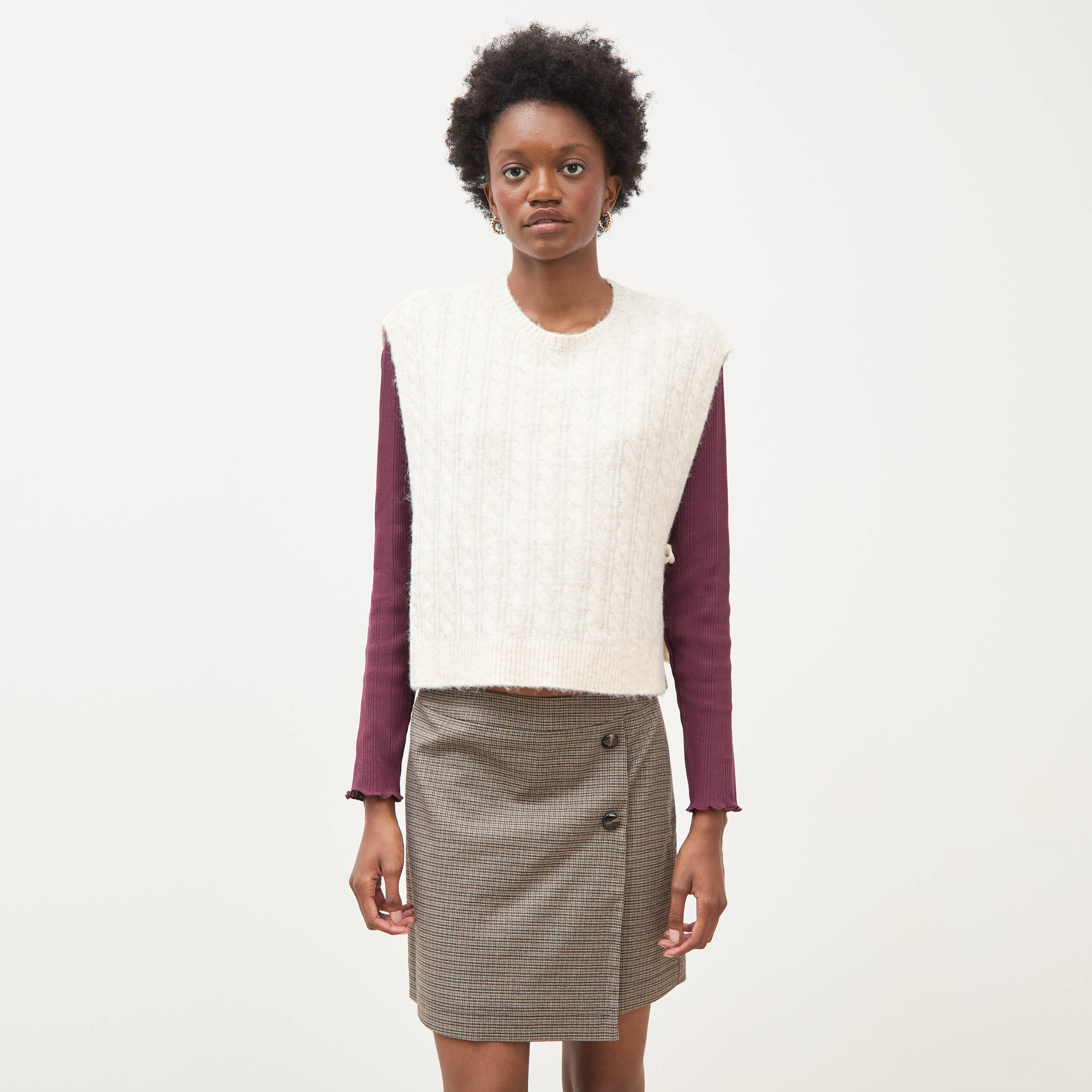Pull droit cropped sans manches creme femme
