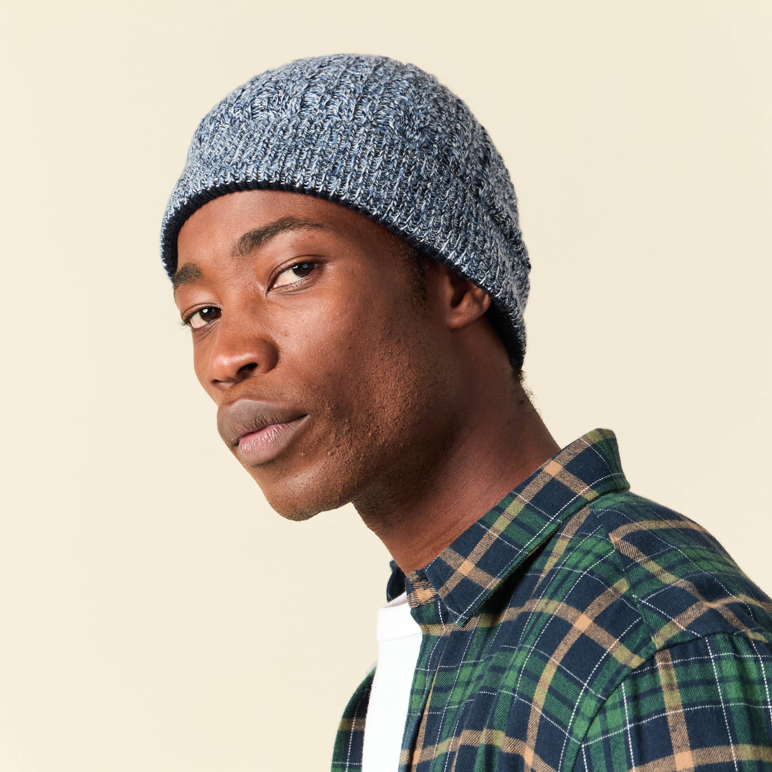 Bonnet fabriqu&eacute; en France bleu fonc&eacute; homme