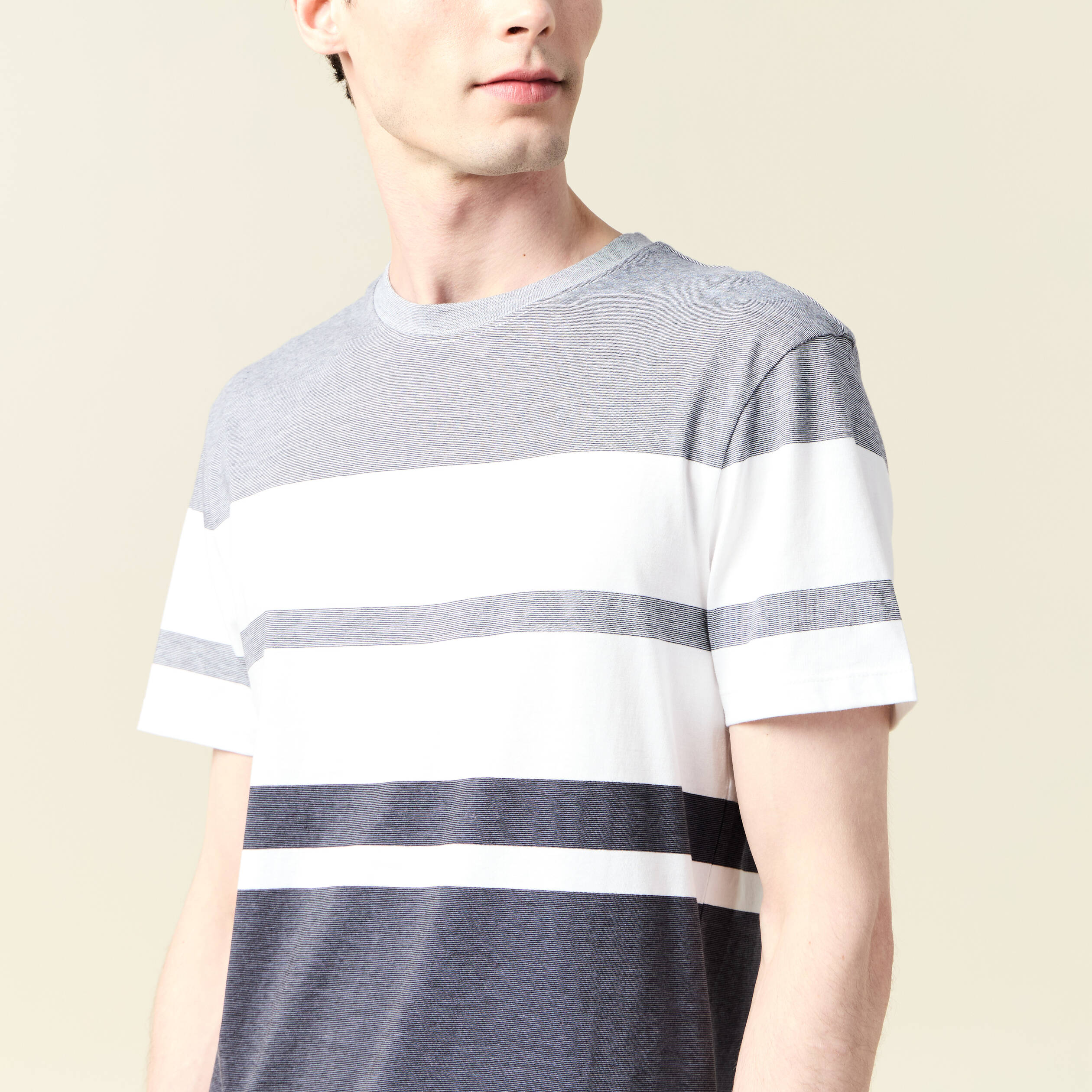 t shirt manches courtes bleu marine homme T-shirt manches courtes bleu marine homme