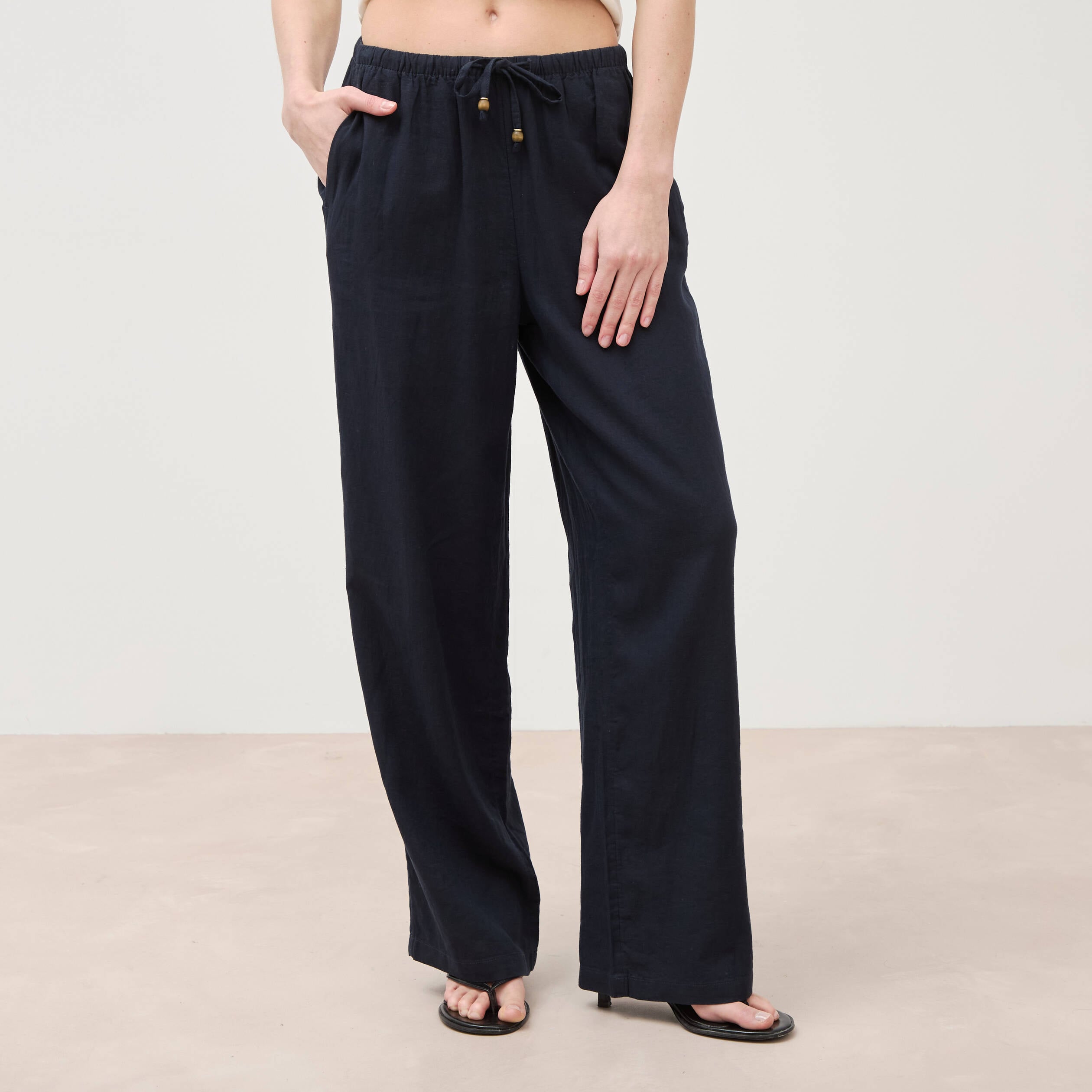 Pantalon standard fluide bleu marine femme