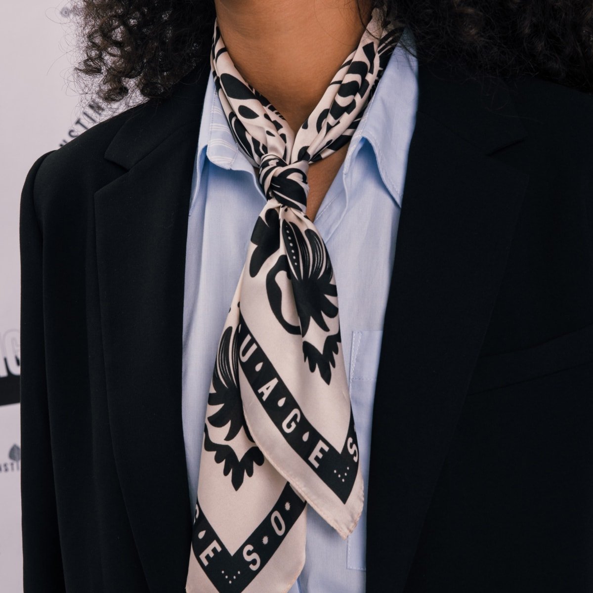 foulard satin ecru femme Foulard satin ecru femme