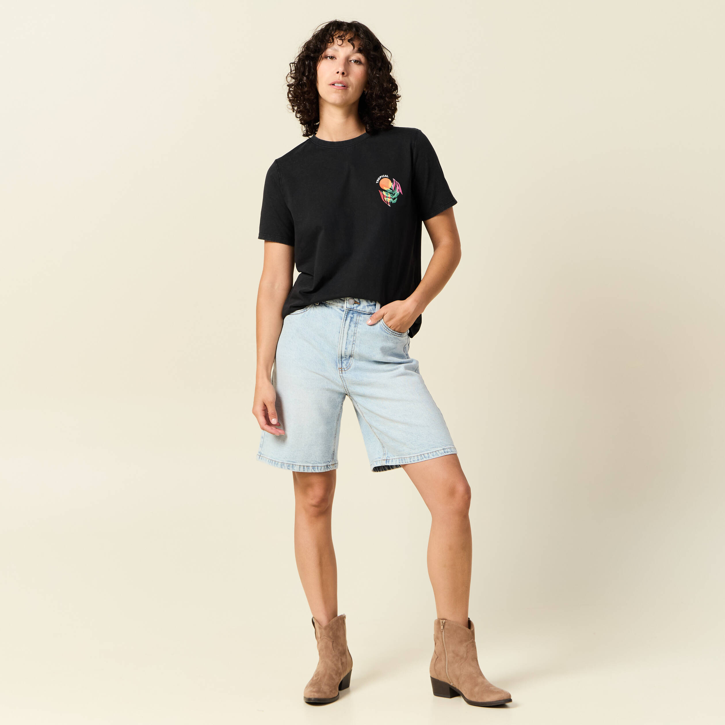 t shirt manches courtes noir femme T-shirt manches courtes noir femme
