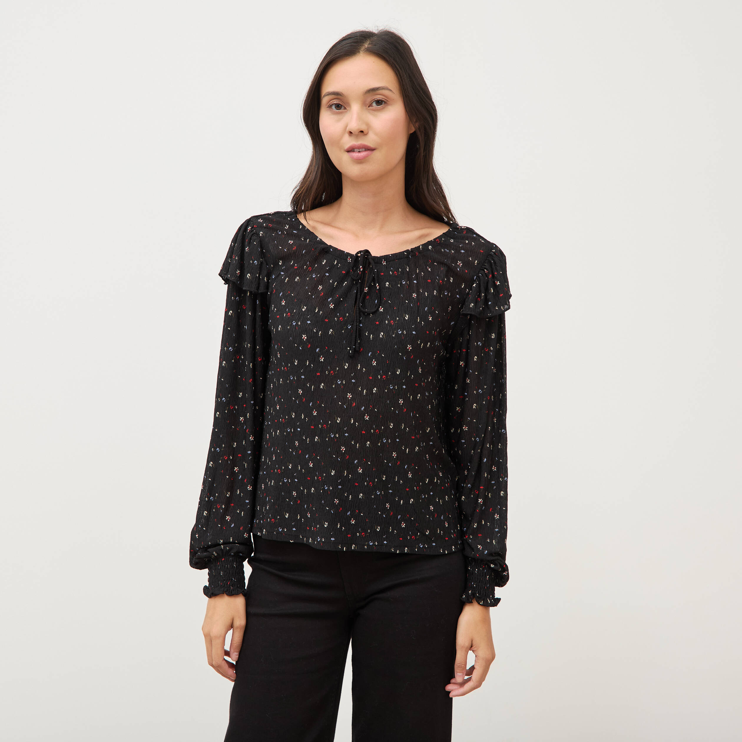Blouse droite manches longues col rond noir femme