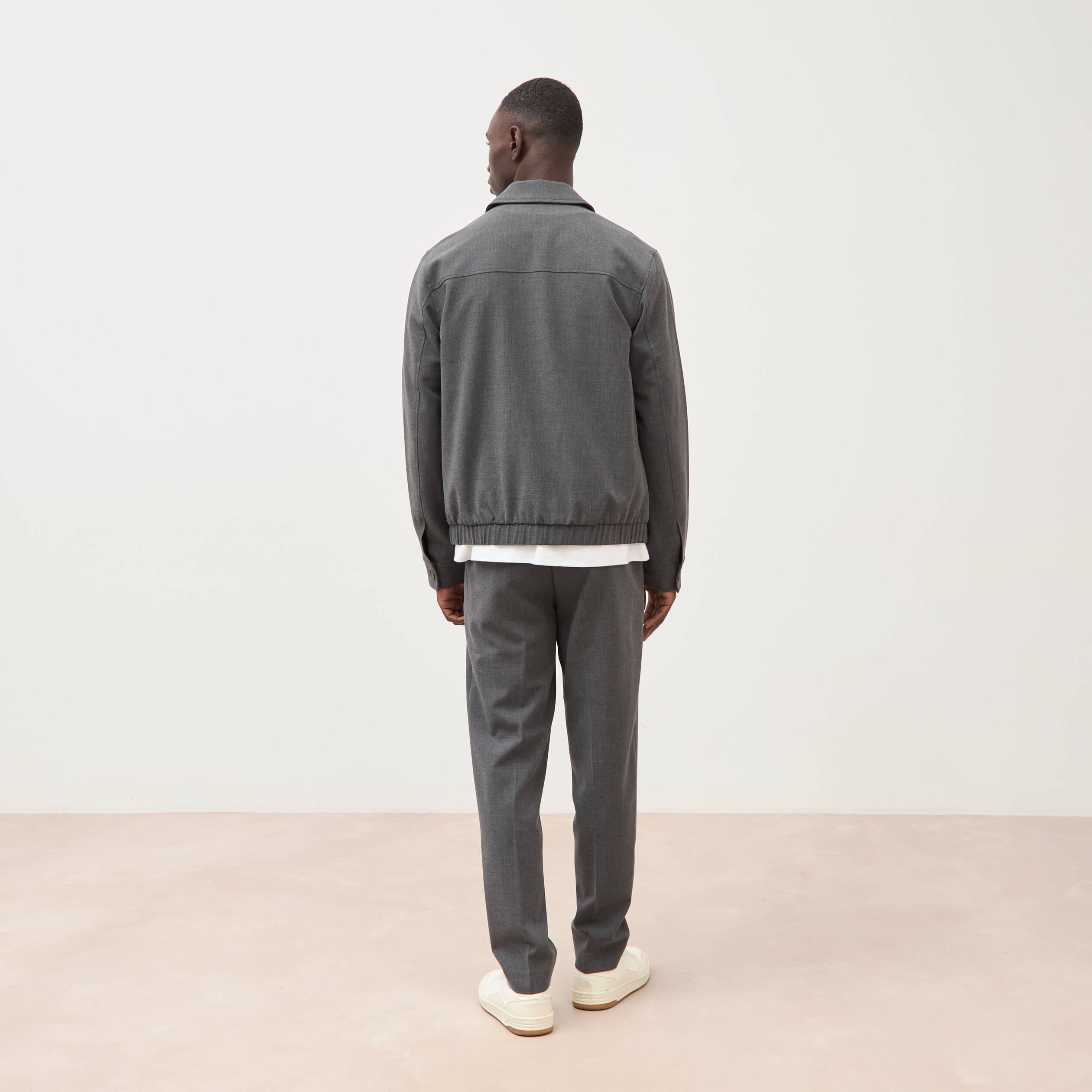 Blouson manches longues doubl&eacute; gris fonc&eacute; homme